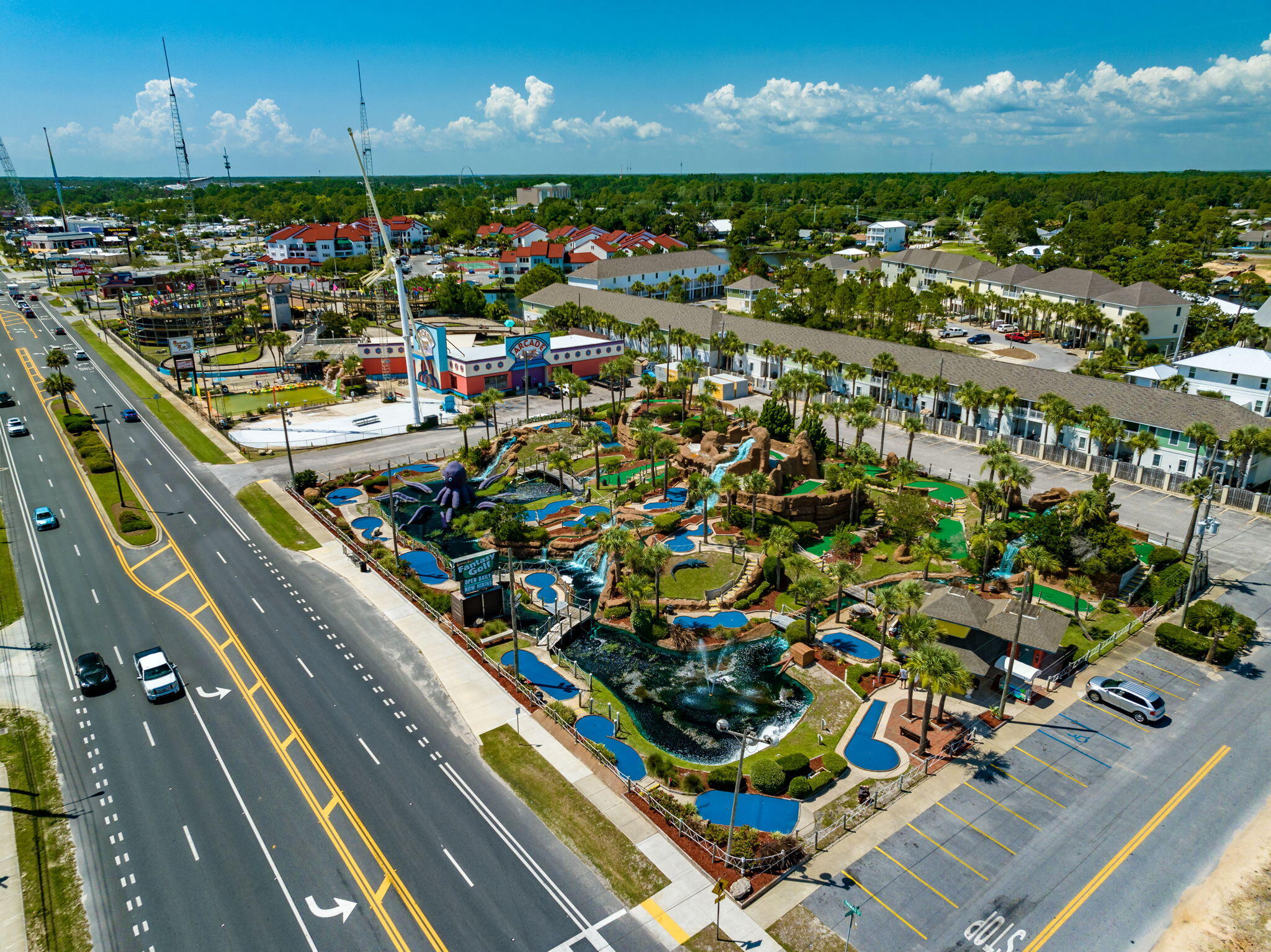EMERALD COVE VILLAS - Residential