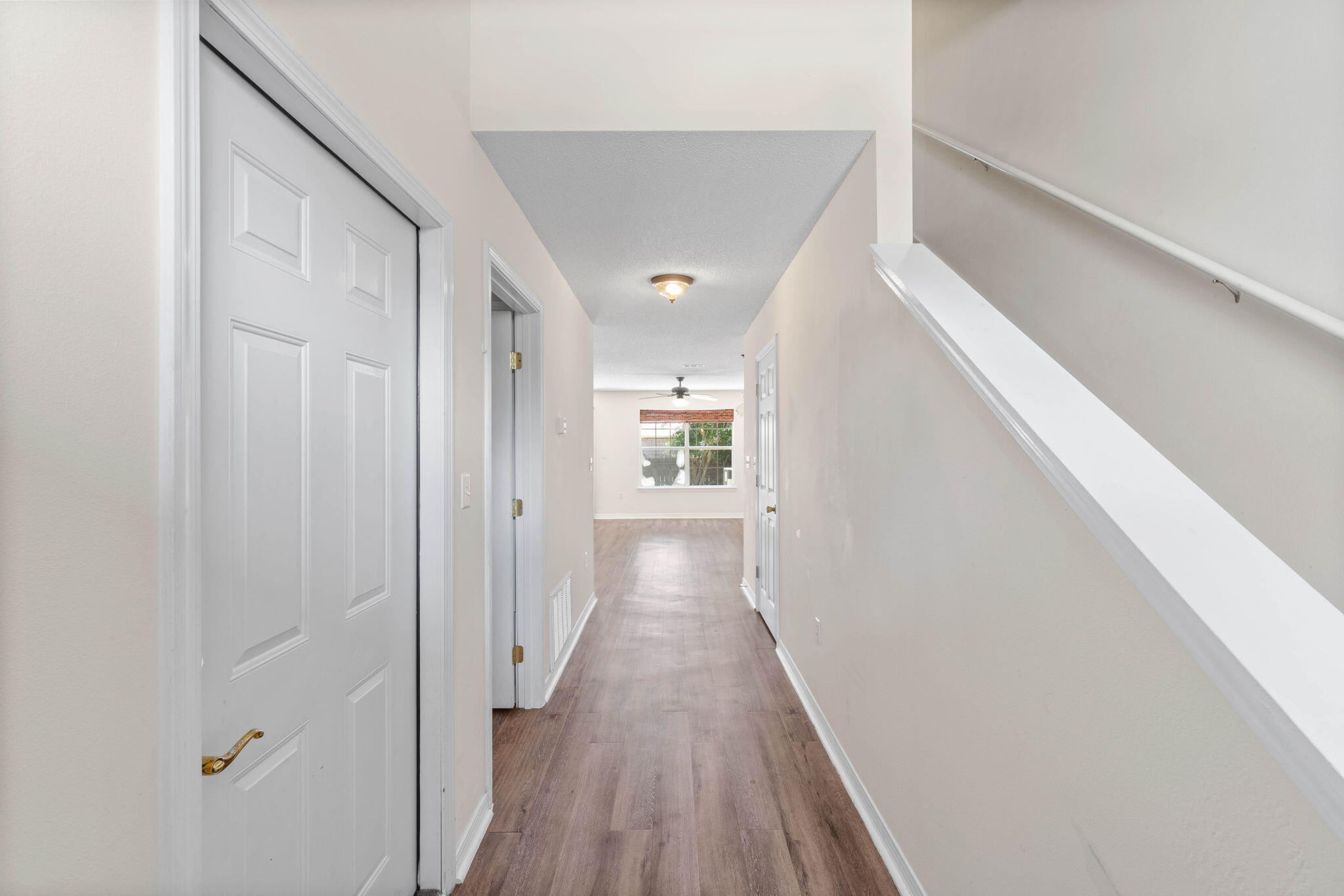 DOMENICAS COVE T/H - Residential