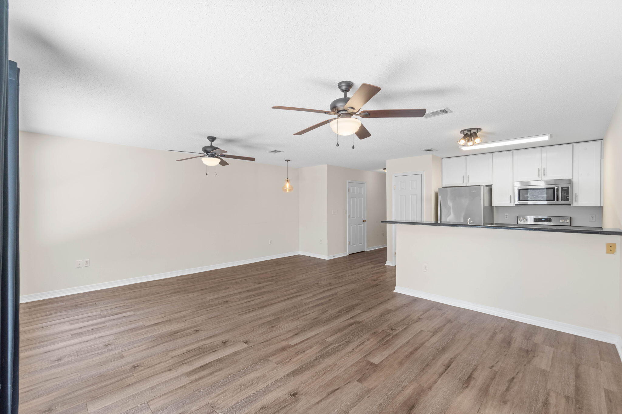 DOMENICAS COVE T/H - Residential