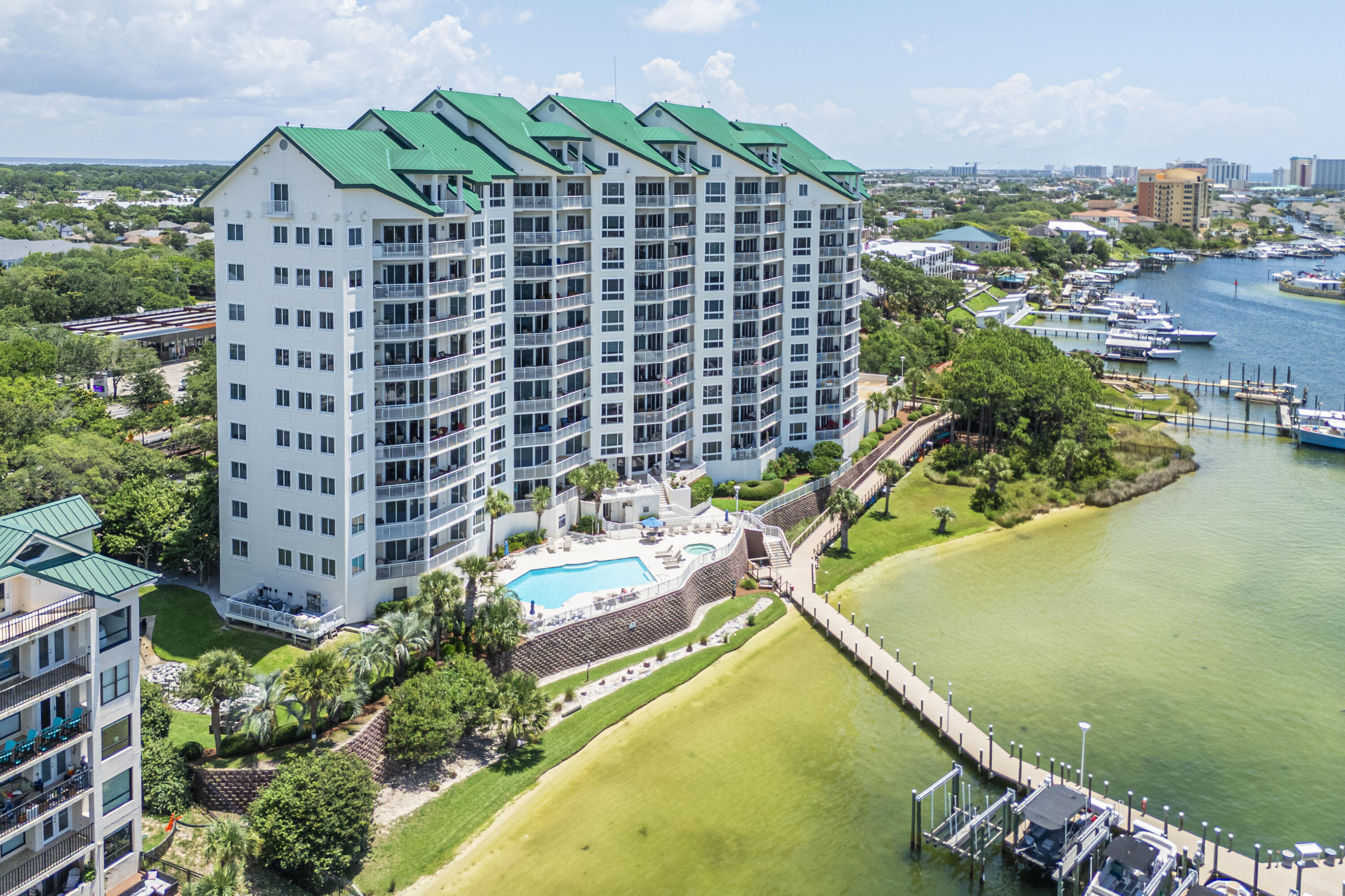 GRAND HARBOR DESTIN CONDO UNIT 1040 - Residential