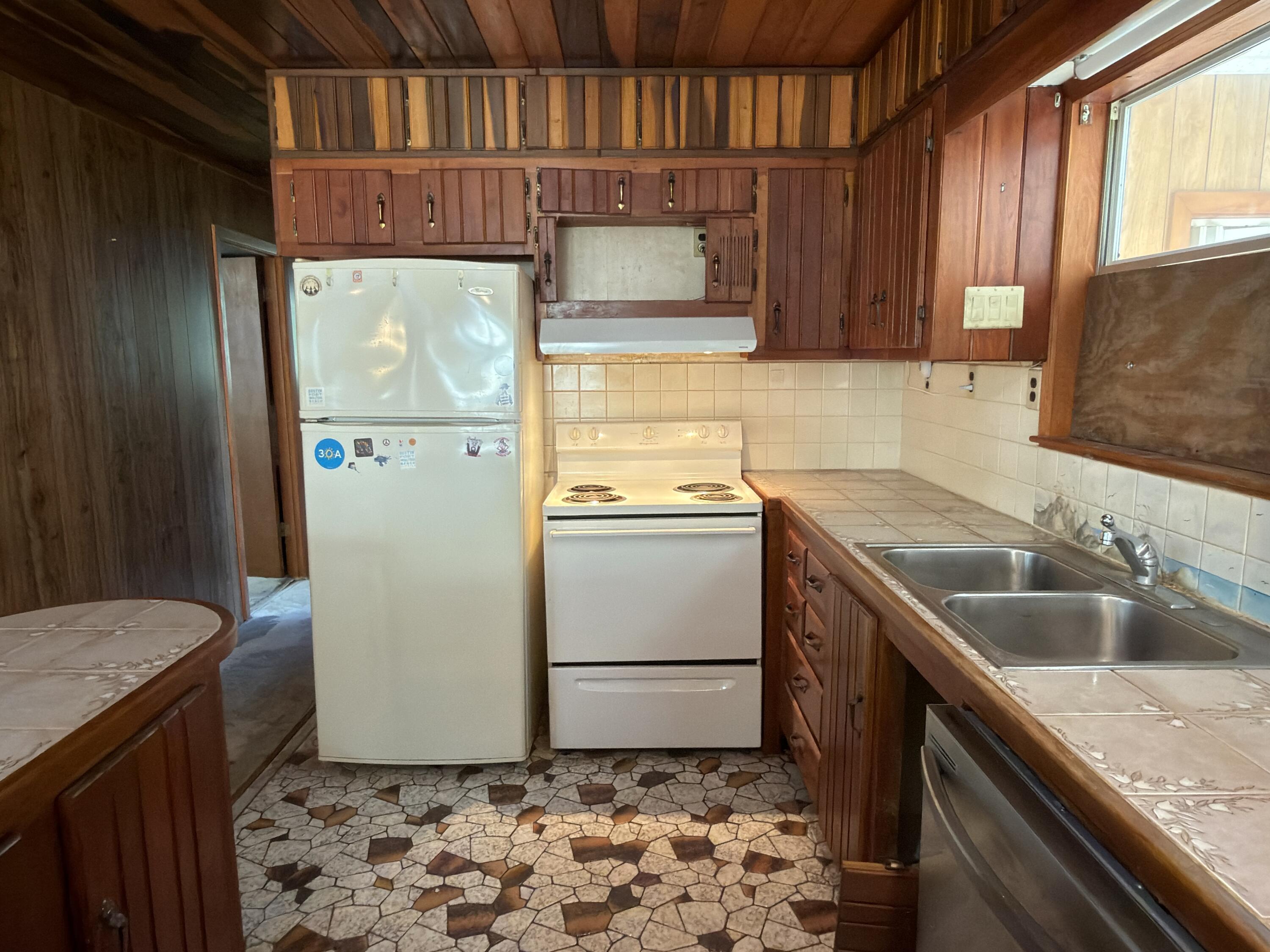 JUNIPER HILLS UNIT 1 - Residential