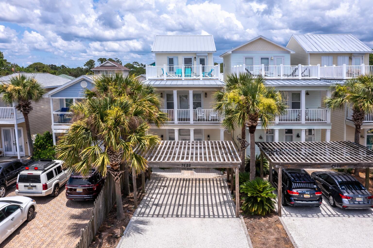 HOLIDAY BEACH UNIT 16 - Residential