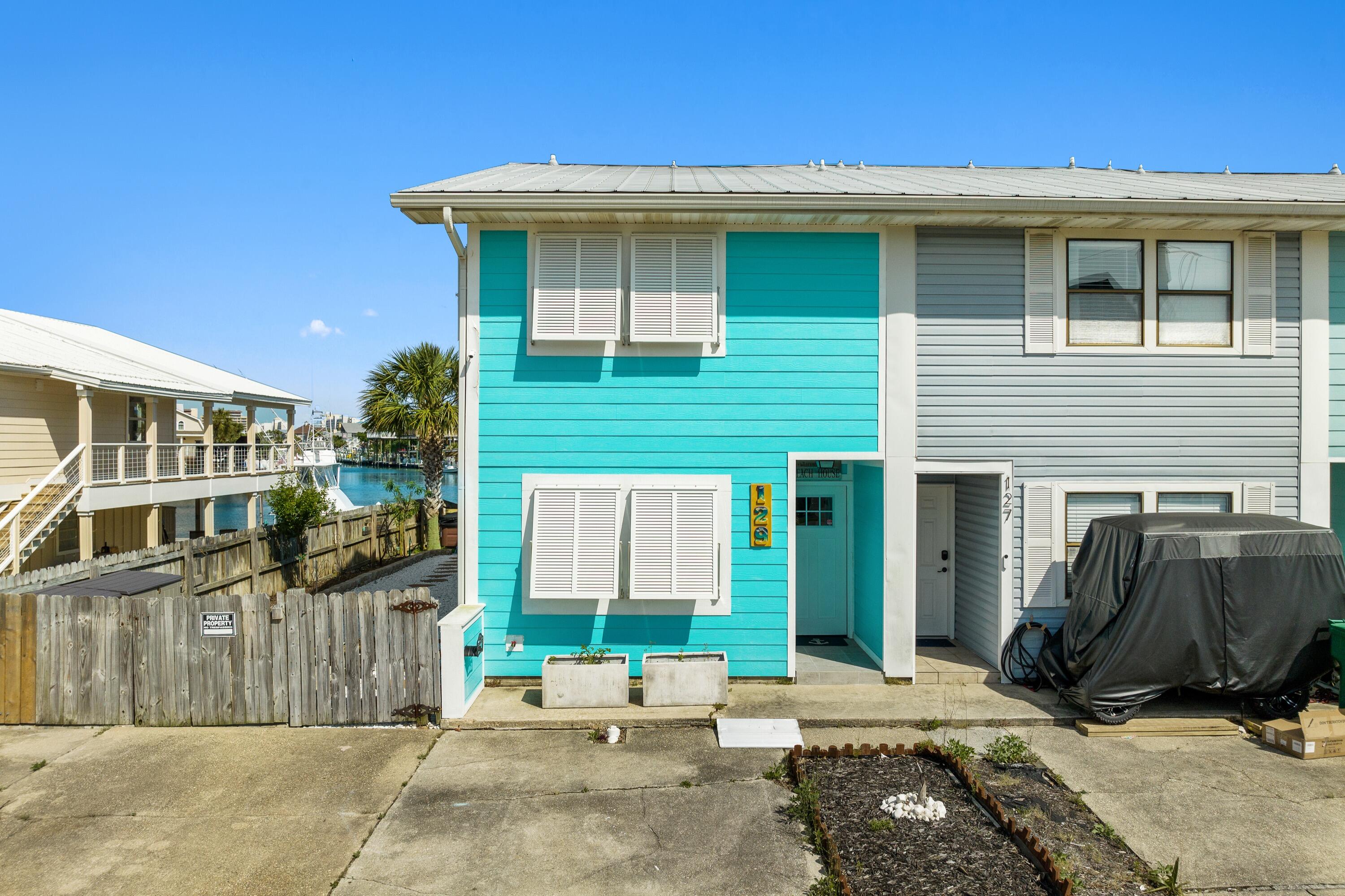 HOLIDAY ISLE - Residential