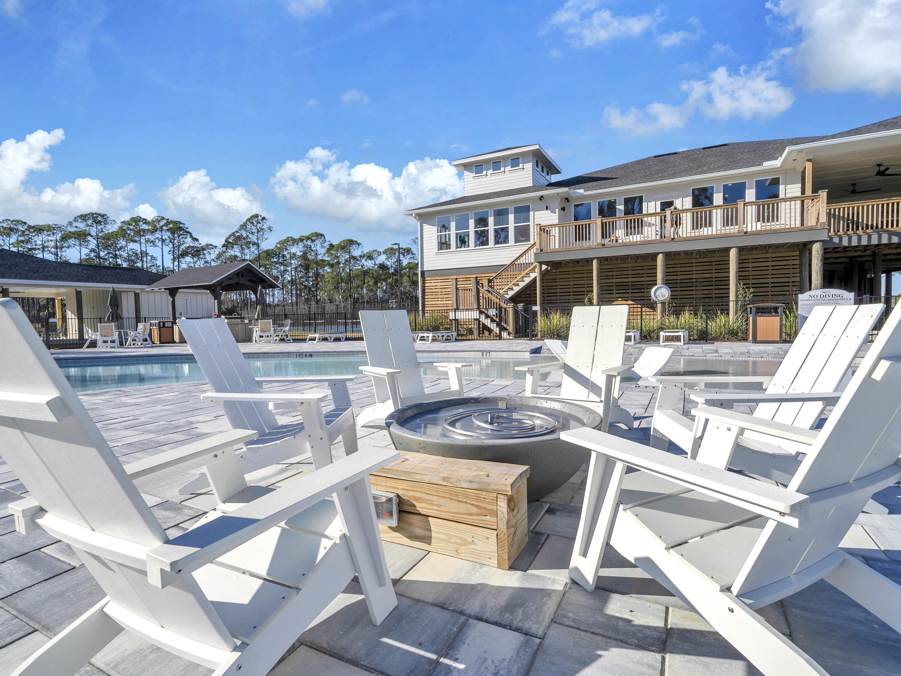HAMMOCK BAY - Residential