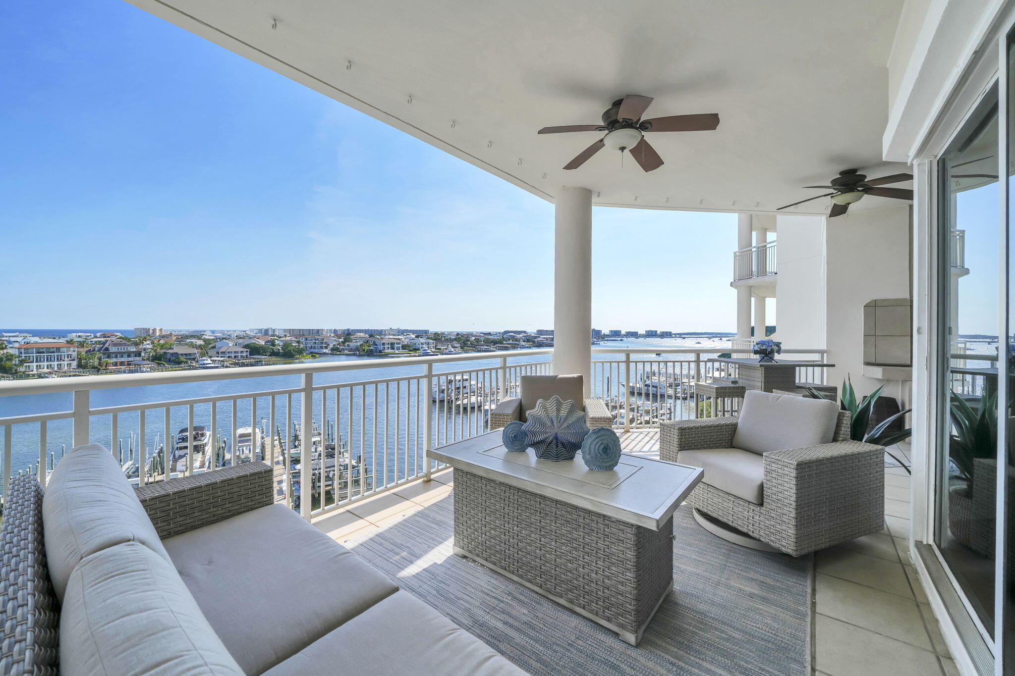 GRAND HARBOR - Residential