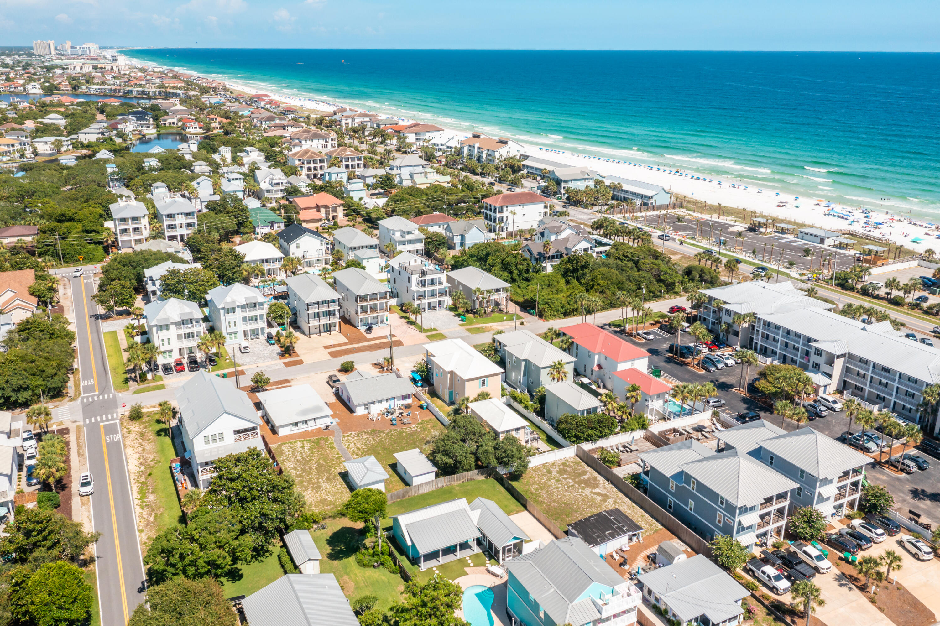 CRYSTAL BEACH - Residential