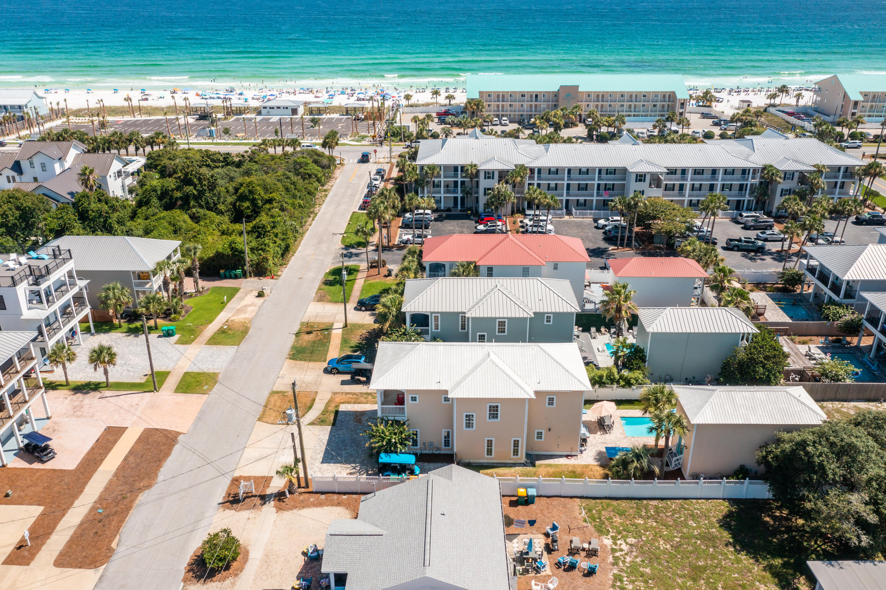 CRYSTAL BEACH - Residential