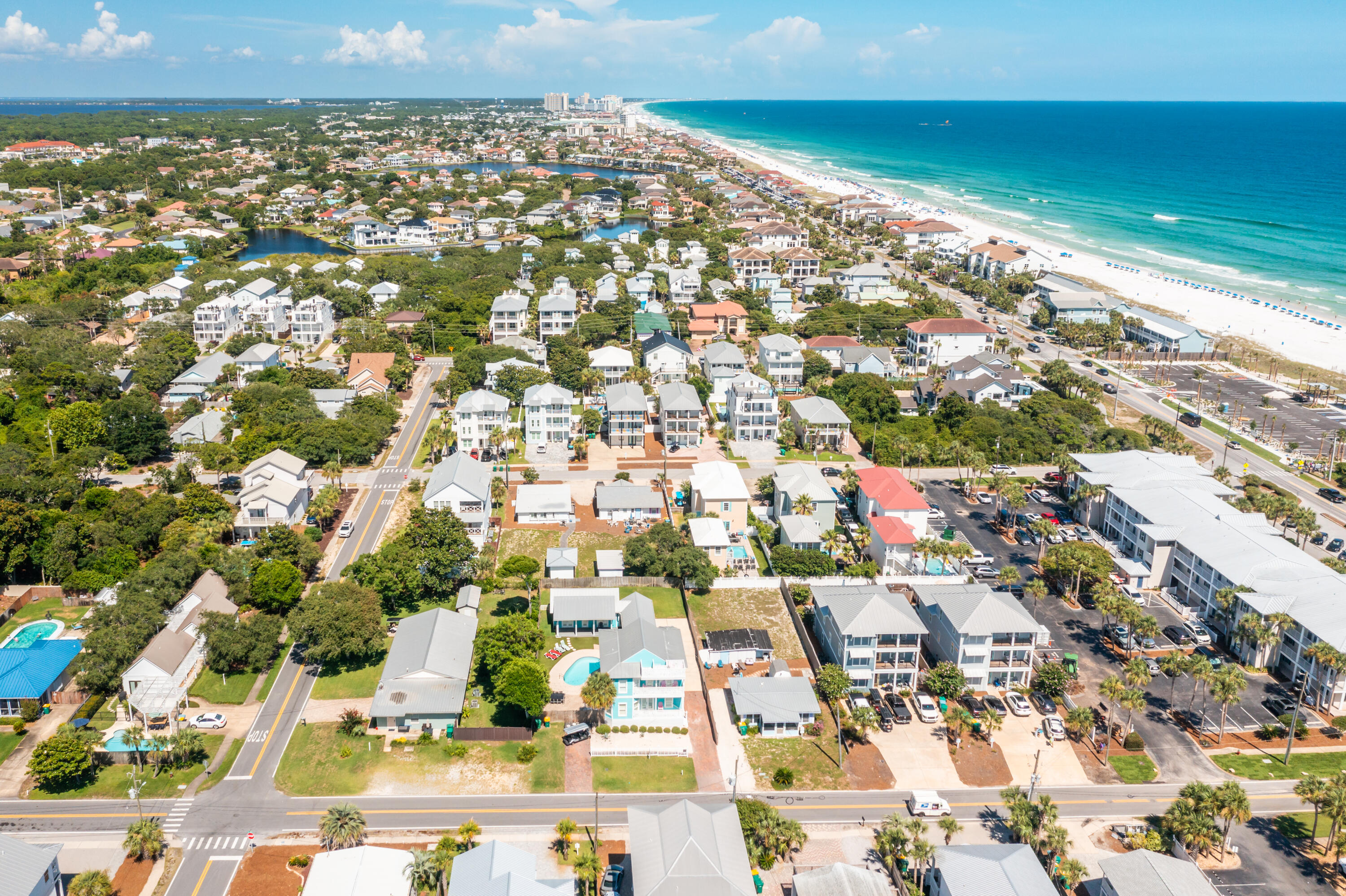 CRYSTAL BEACH - Residential