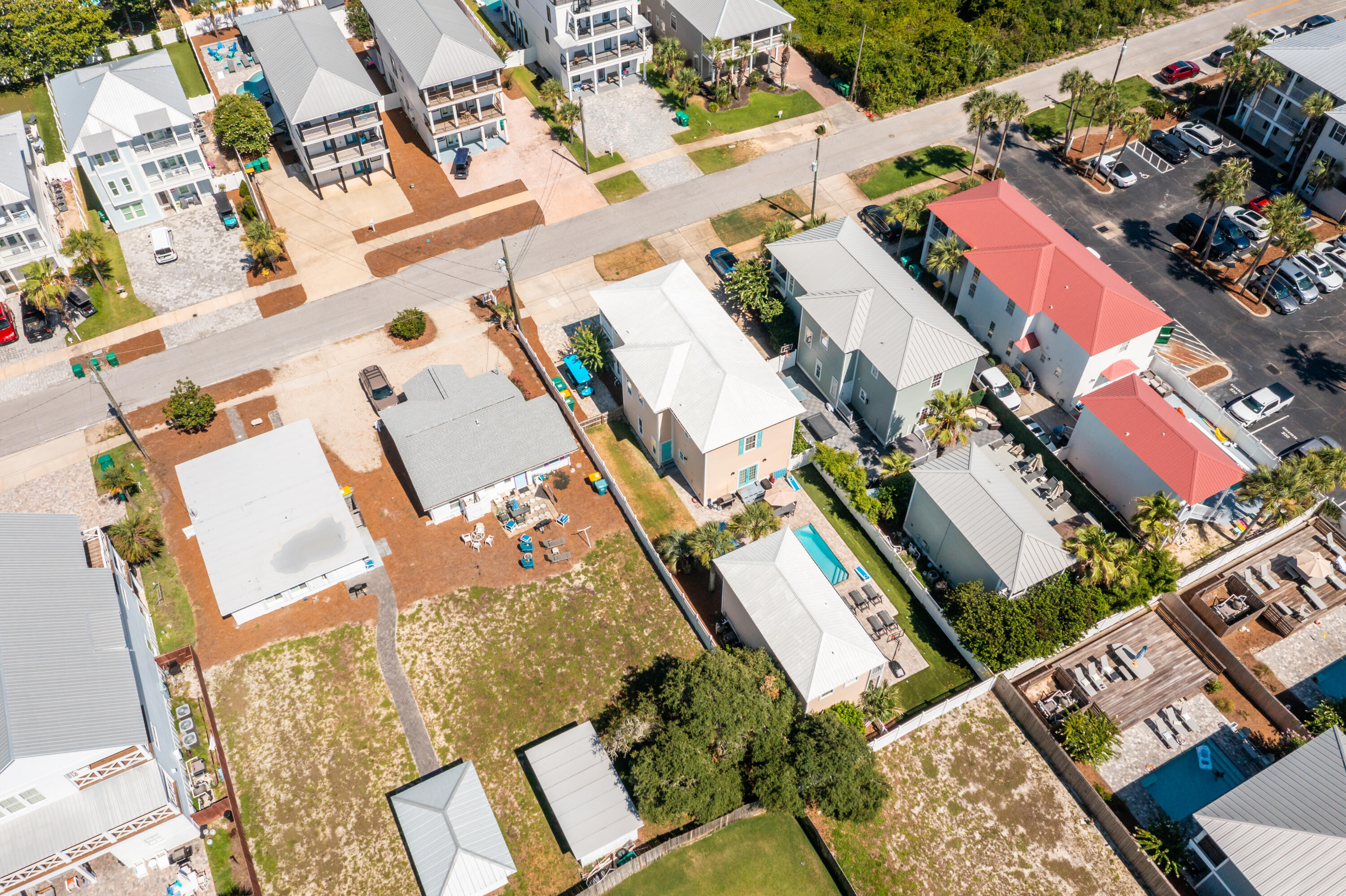 CRYSTAL BEACH - Residential