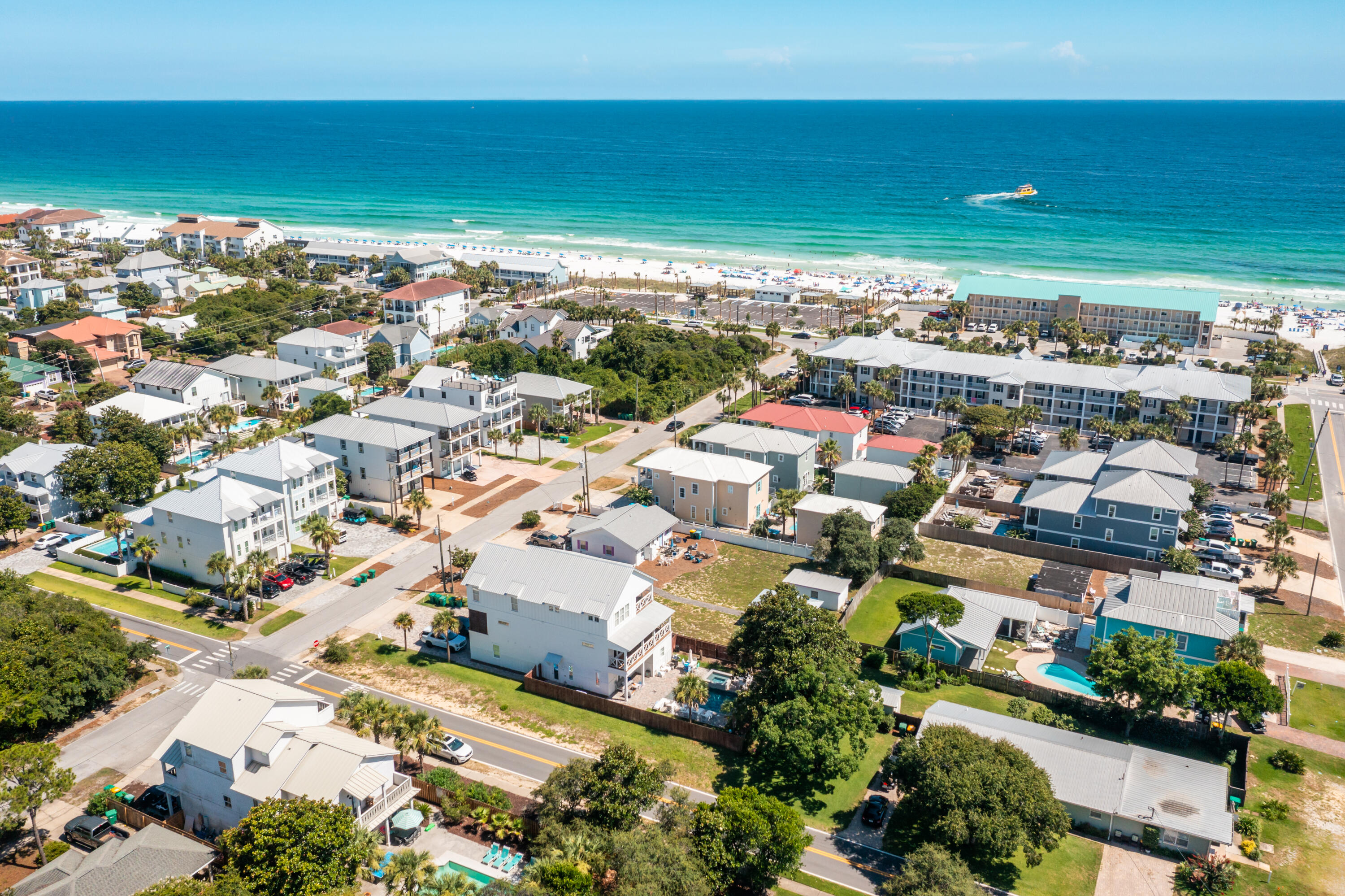 CRYSTAL BEACH - Residential