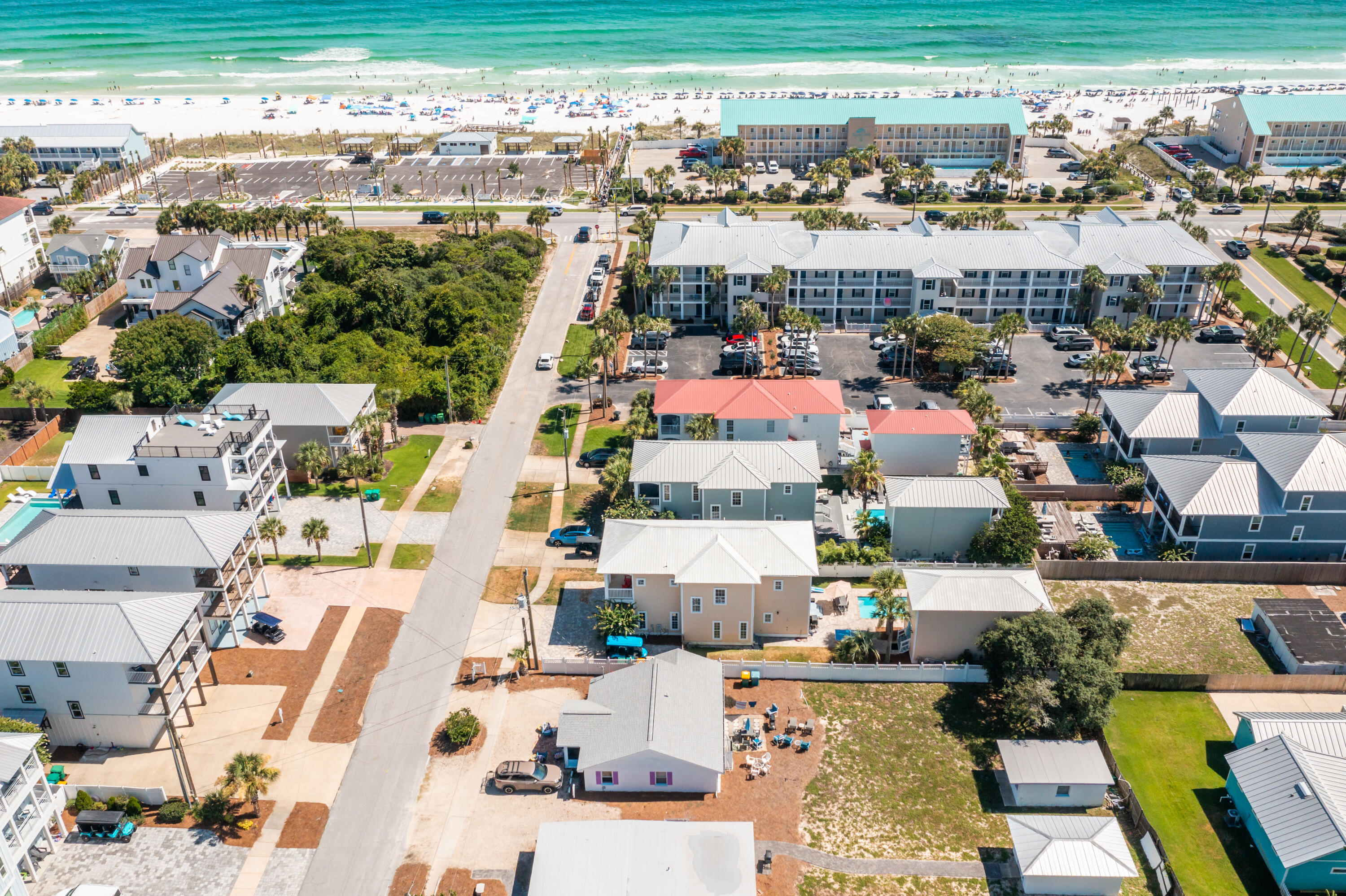 CRYSTAL BEACH - Residential