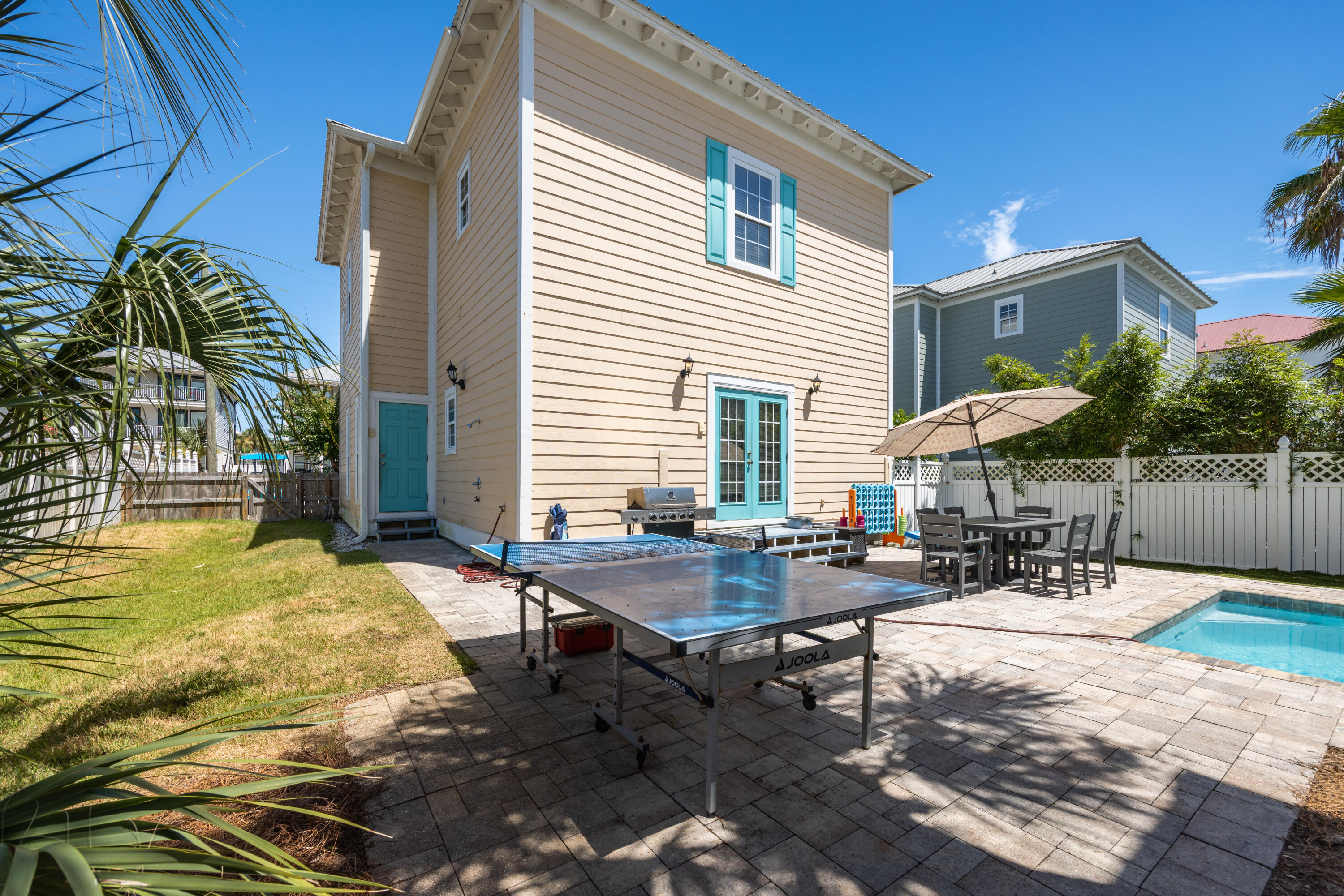 CRYSTAL BEACH - Residential