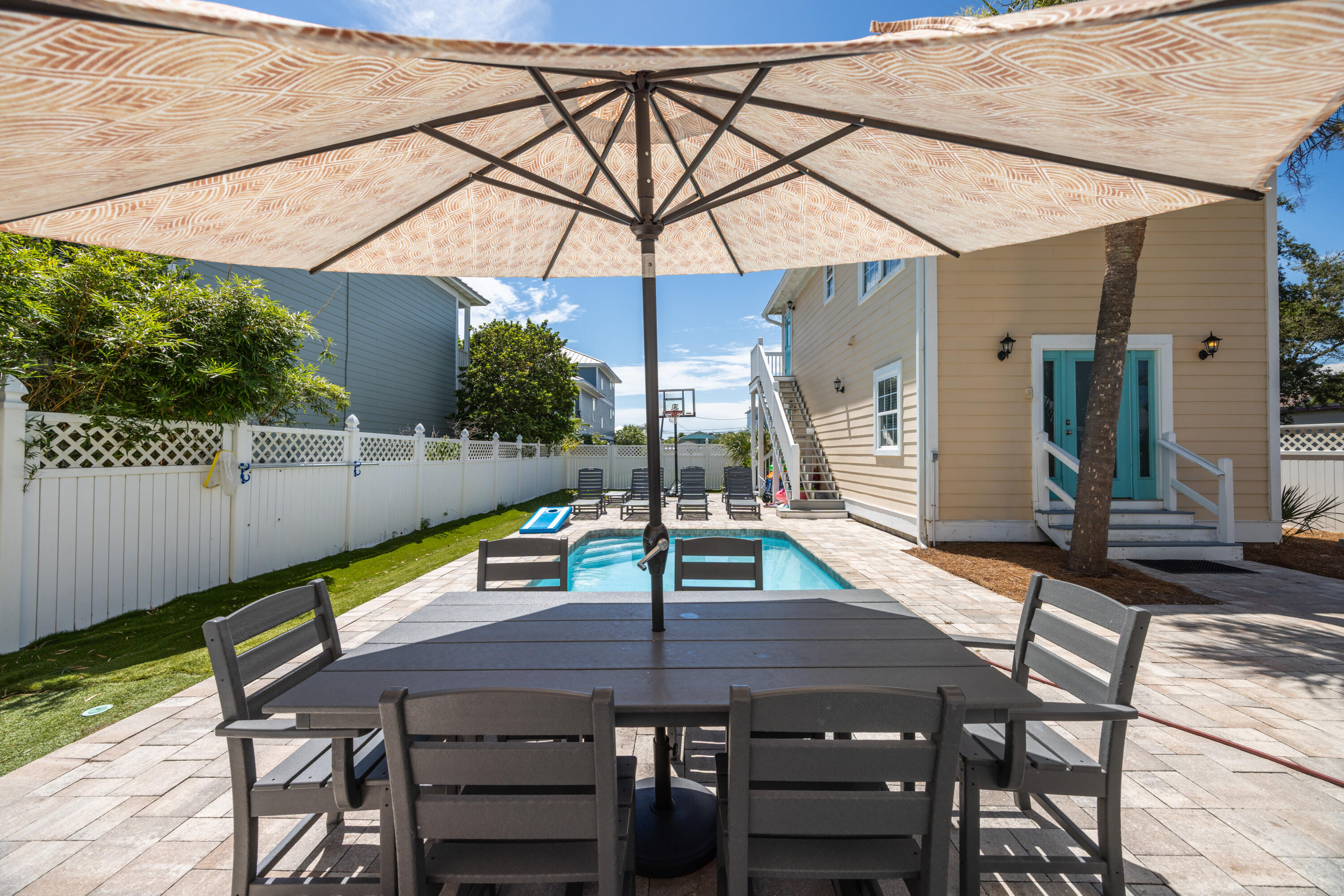 CRYSTAL BEACH - Residential