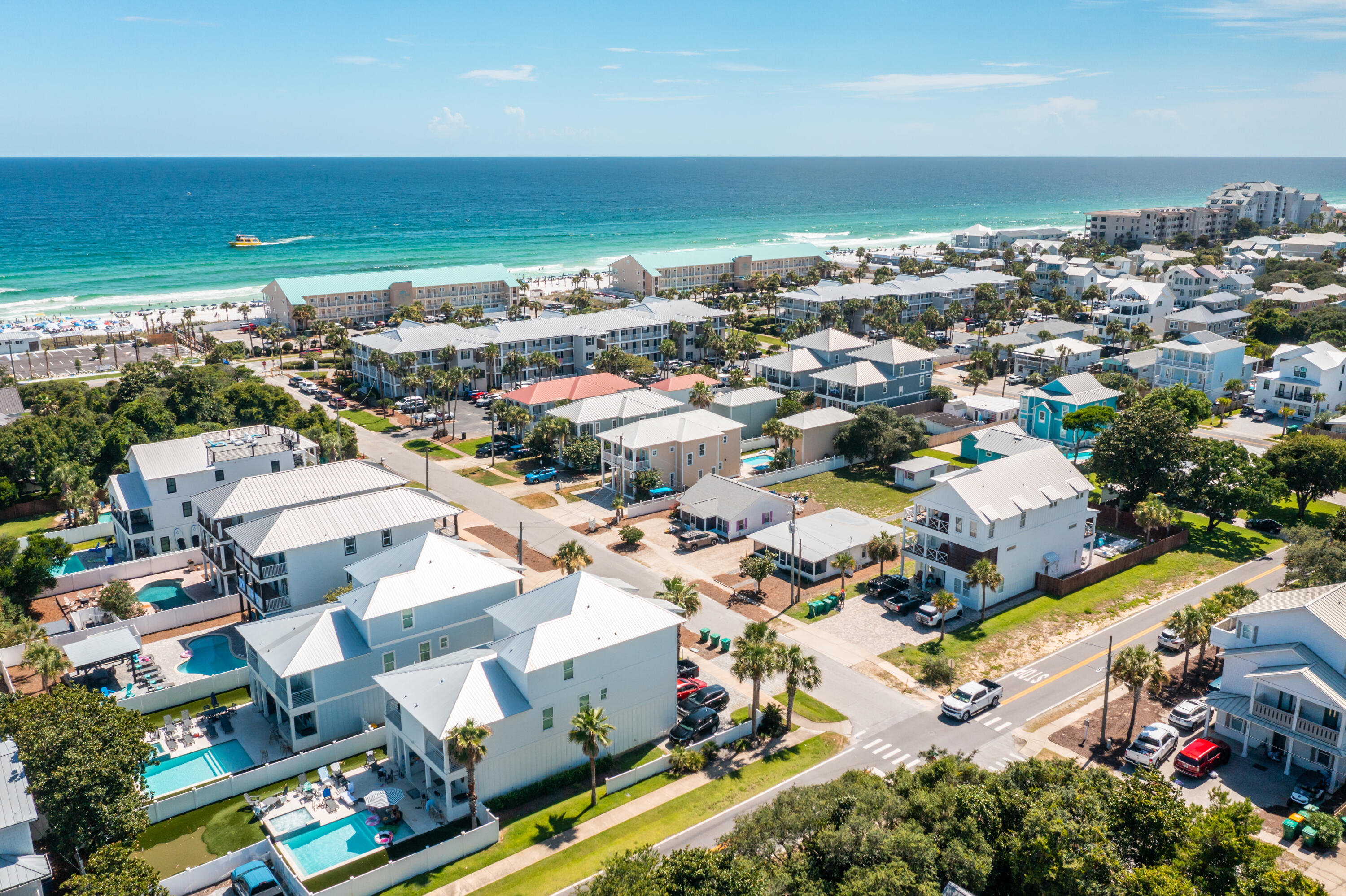 CRYSTAL BEACH - Residential