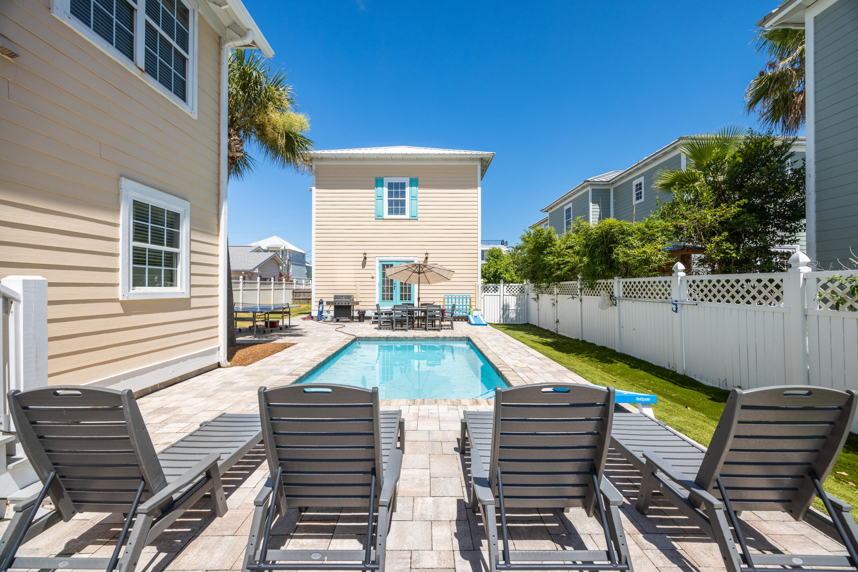CRYSTAL BEACH - Residential