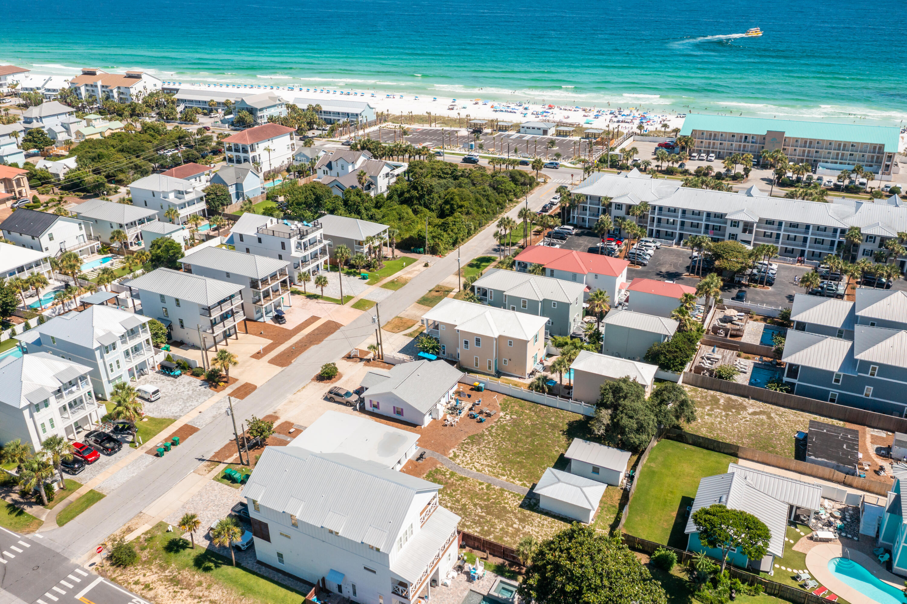 CRYSTAL BEACH - Residential