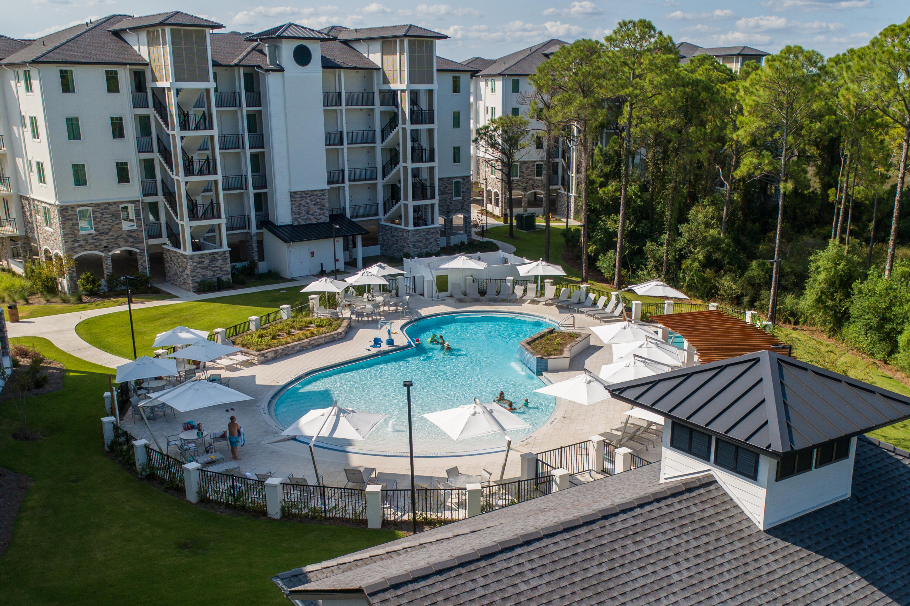 OSPREY POINTE - Residential