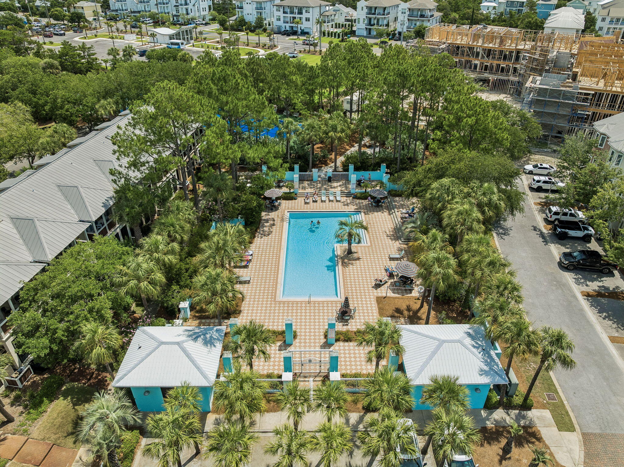 INN AT GULF PLACE - Residential