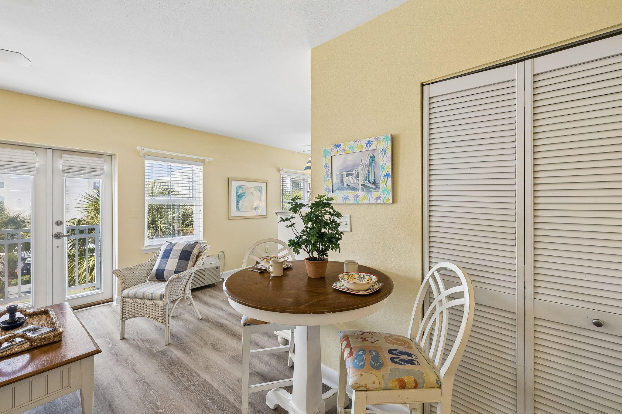 INN AT GULF PLACE - Residential