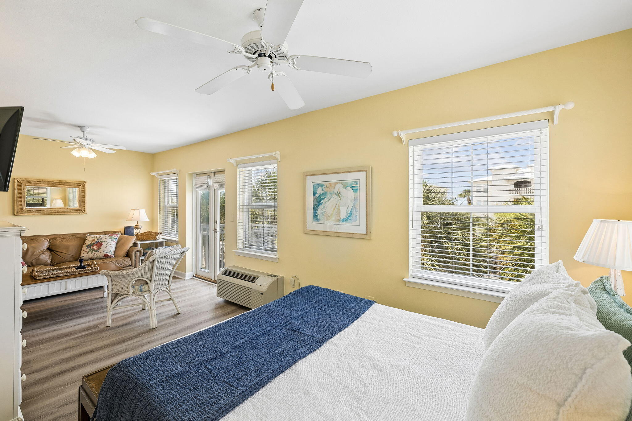 INN AT GULF PLACE - Residential
