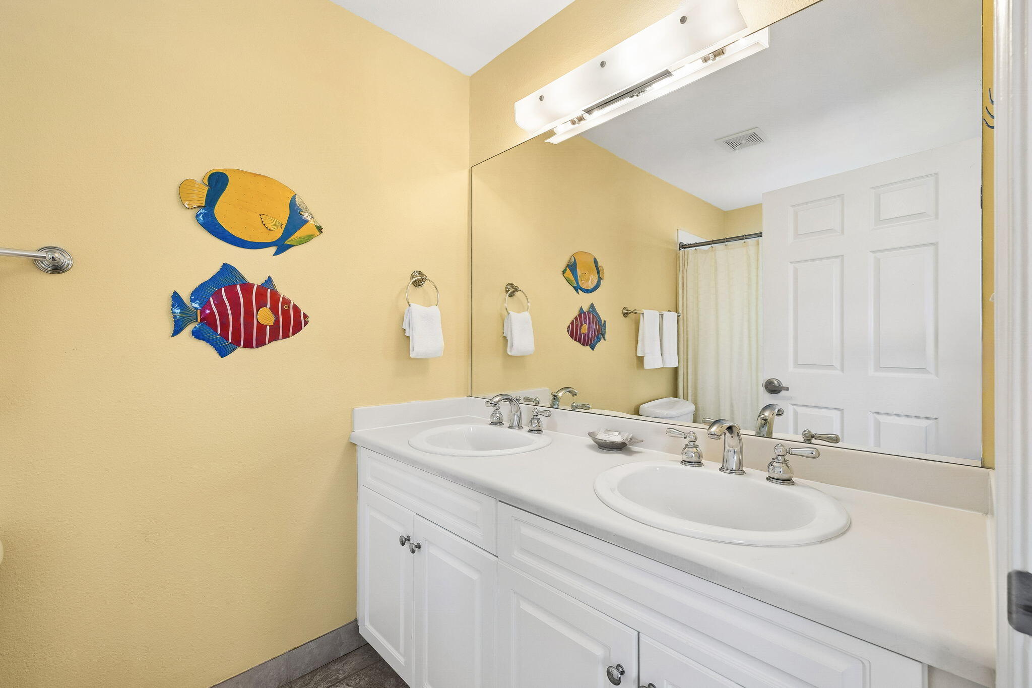 INN AT GULF PLACE - Residential