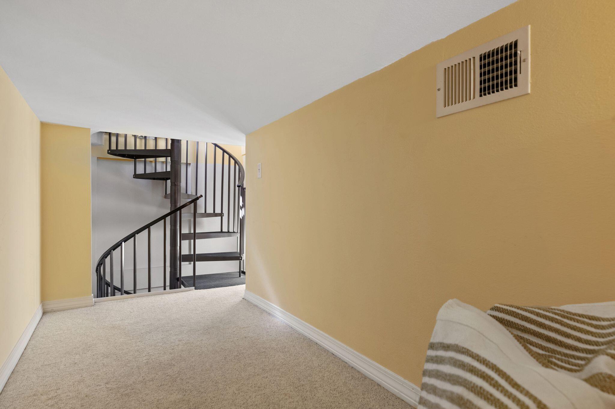 CRYSTAL LAKE PHASE I - Residential