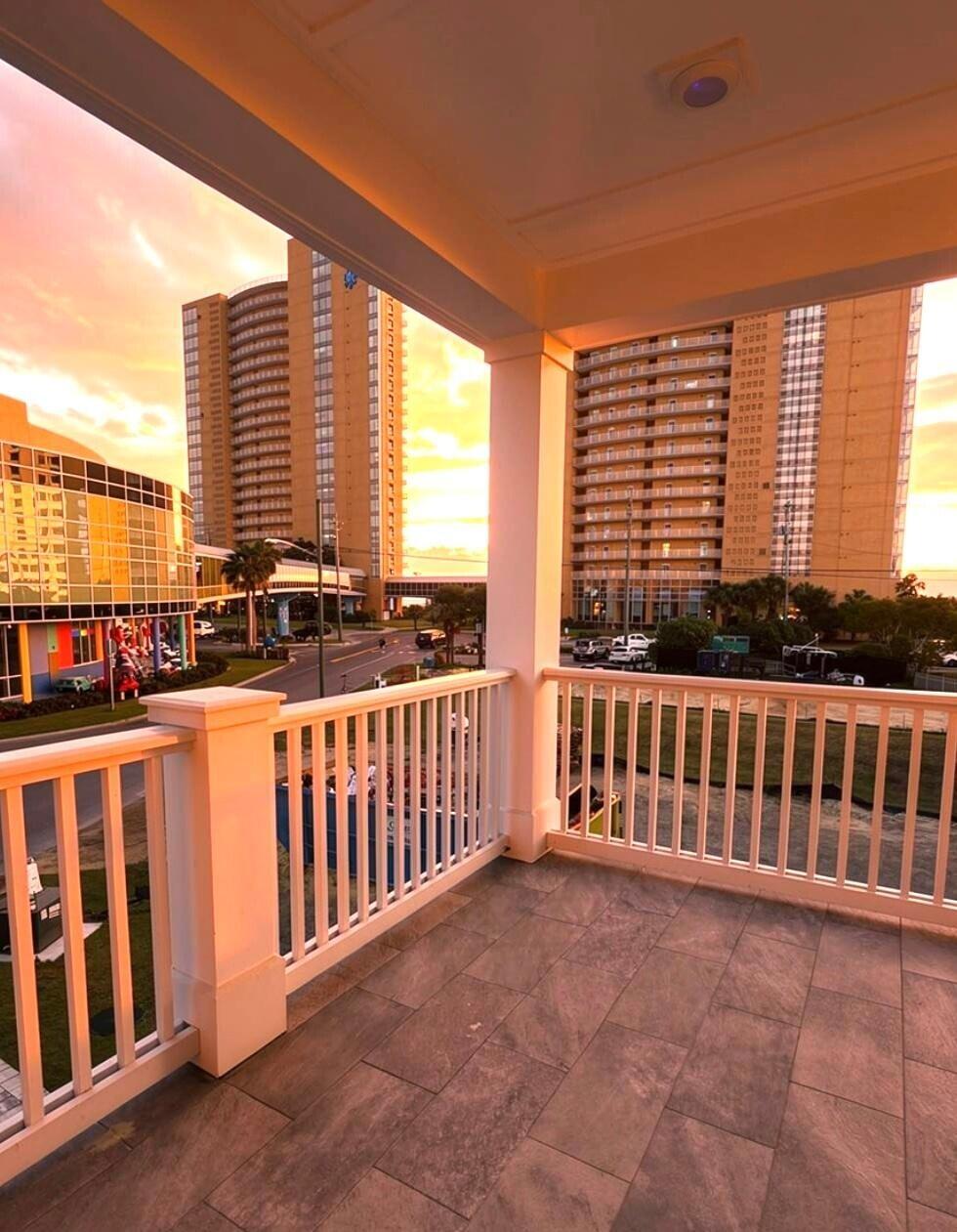 Sands Street Villas - Residential