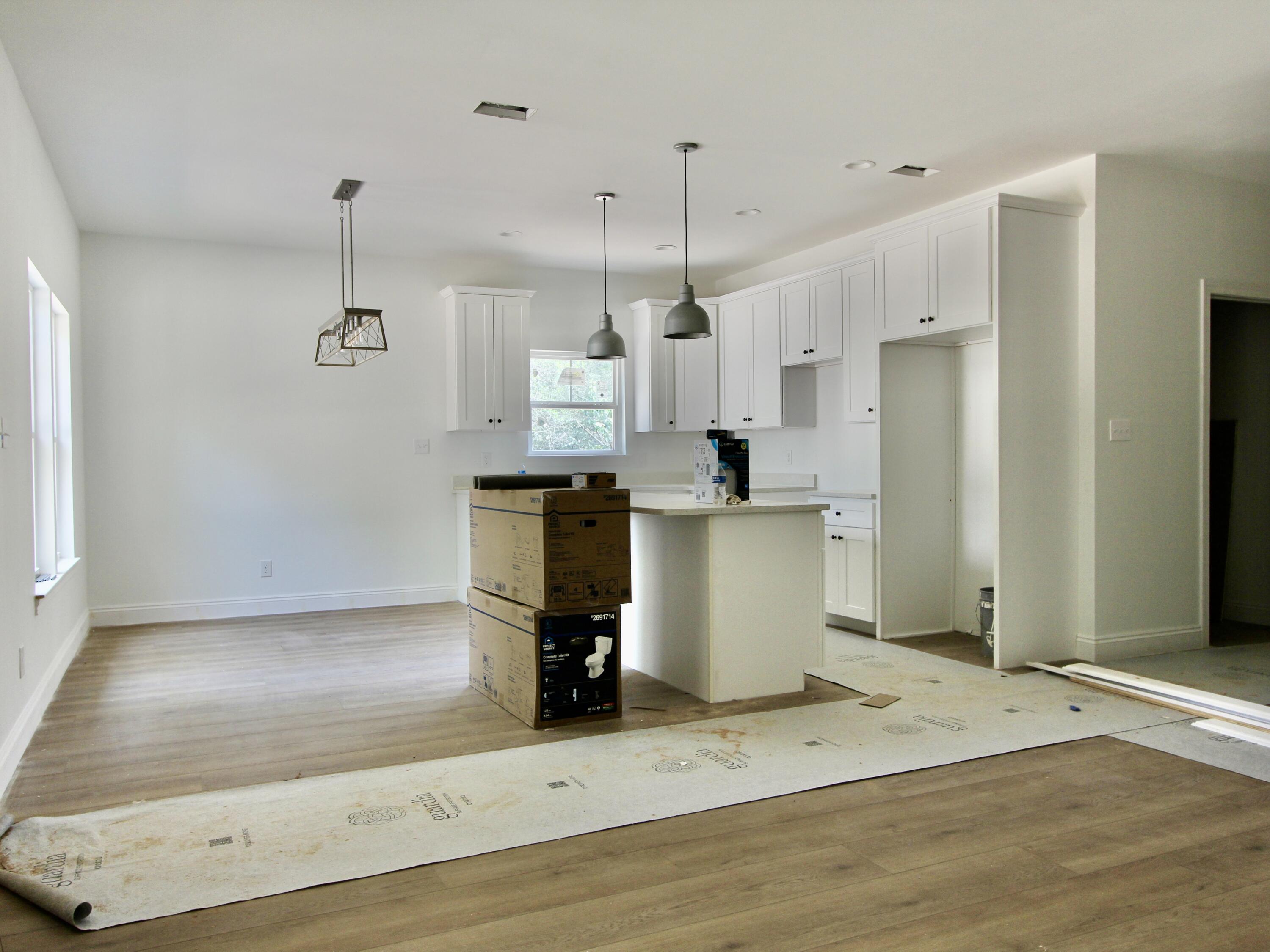 OAKWOOD HILLS - Residential