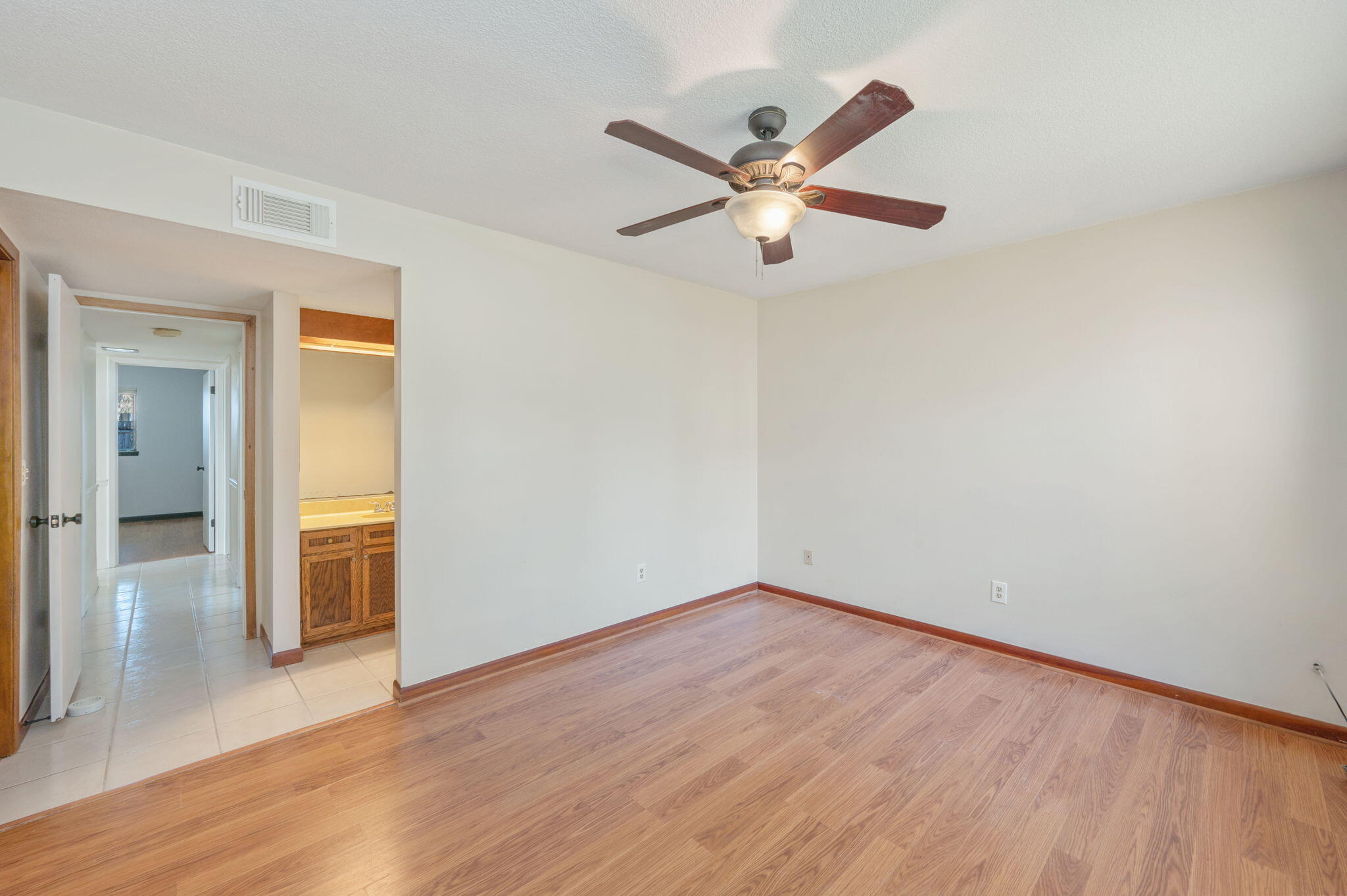 CEDAR RIDGE - Residential