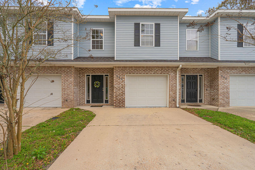 Savannah Heights T/H - Residential
