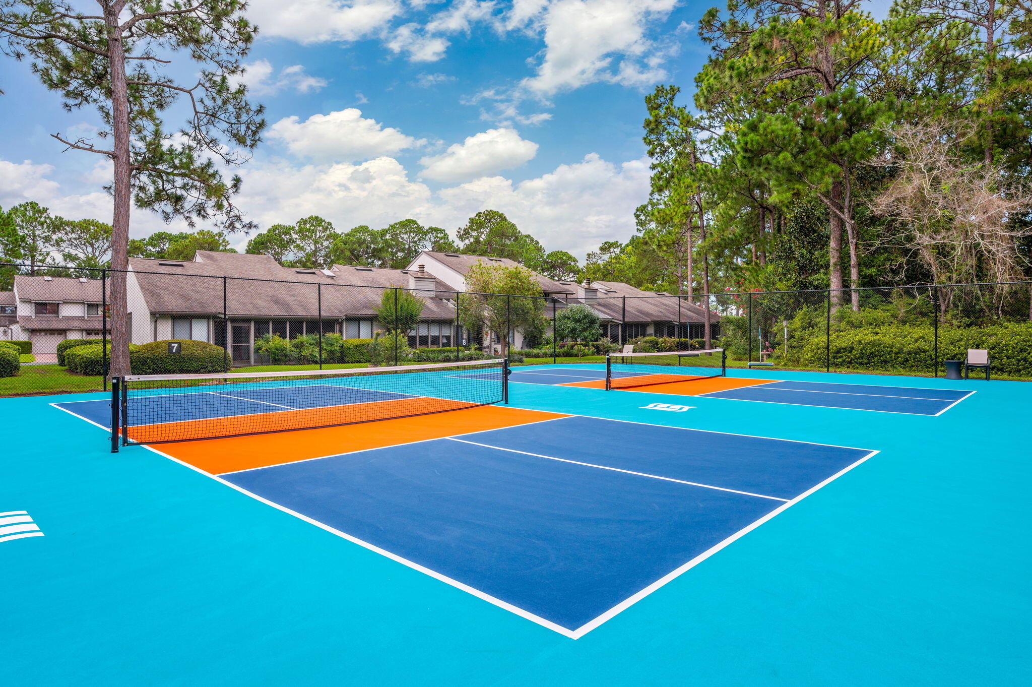 LAKESIDE CONDO AT BLUEWATER BAY - Residential