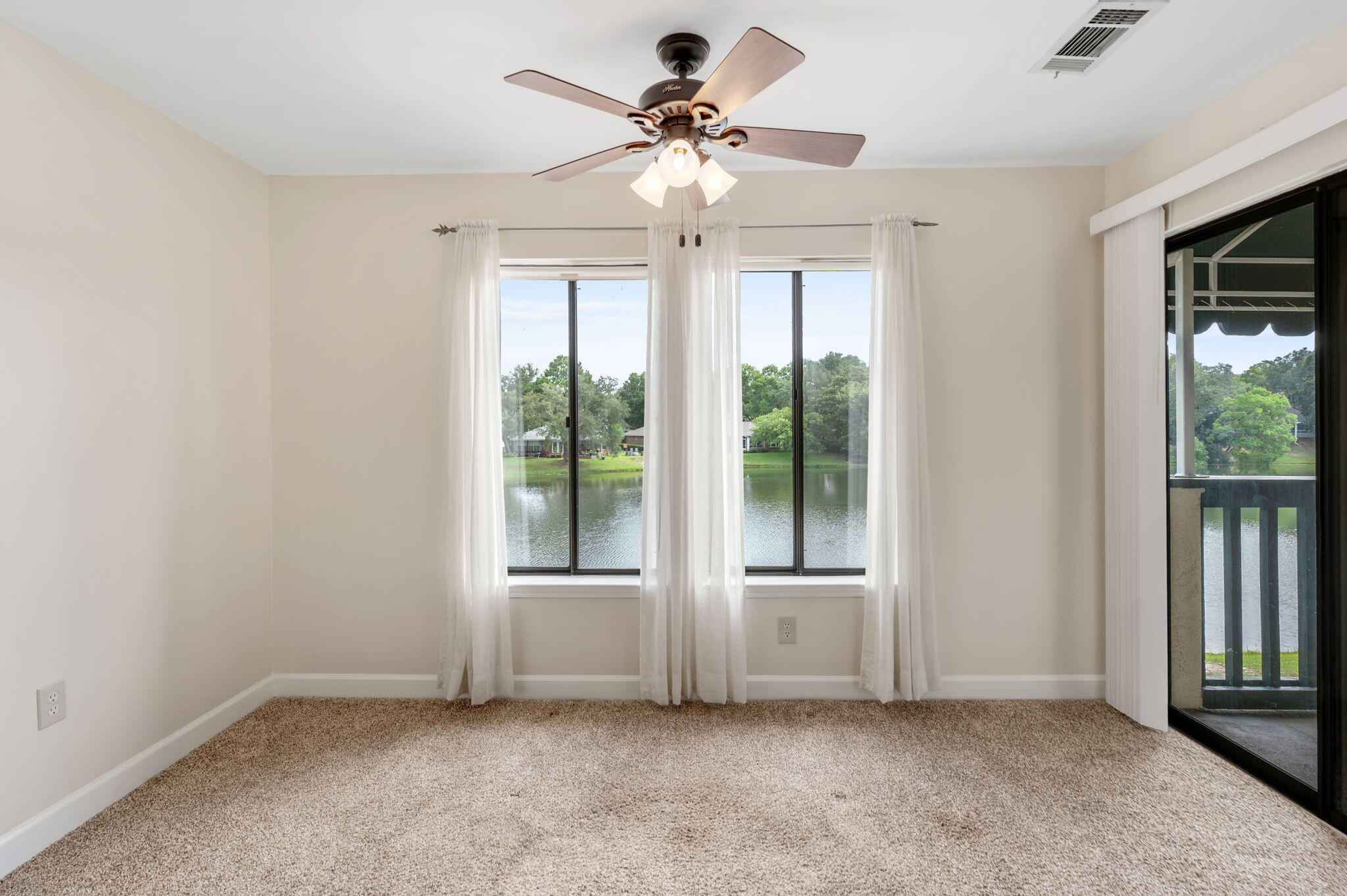 LAKESIDE CONDO AT BLUEWATER BAY - Residential