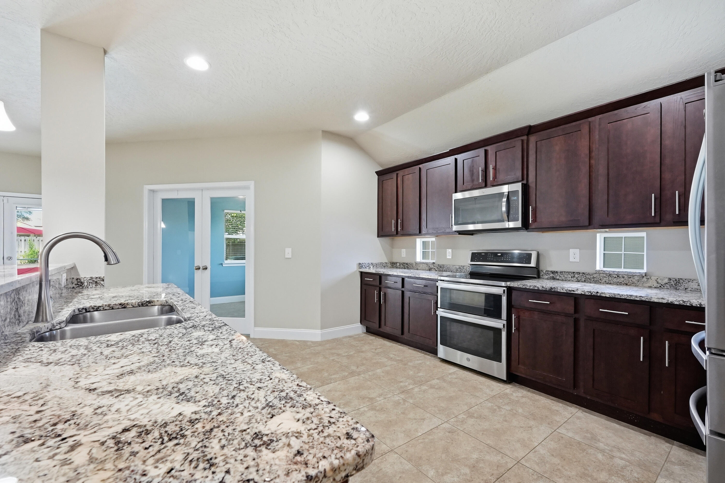 CHANAN ESTATES 1ST ADDN - Residential