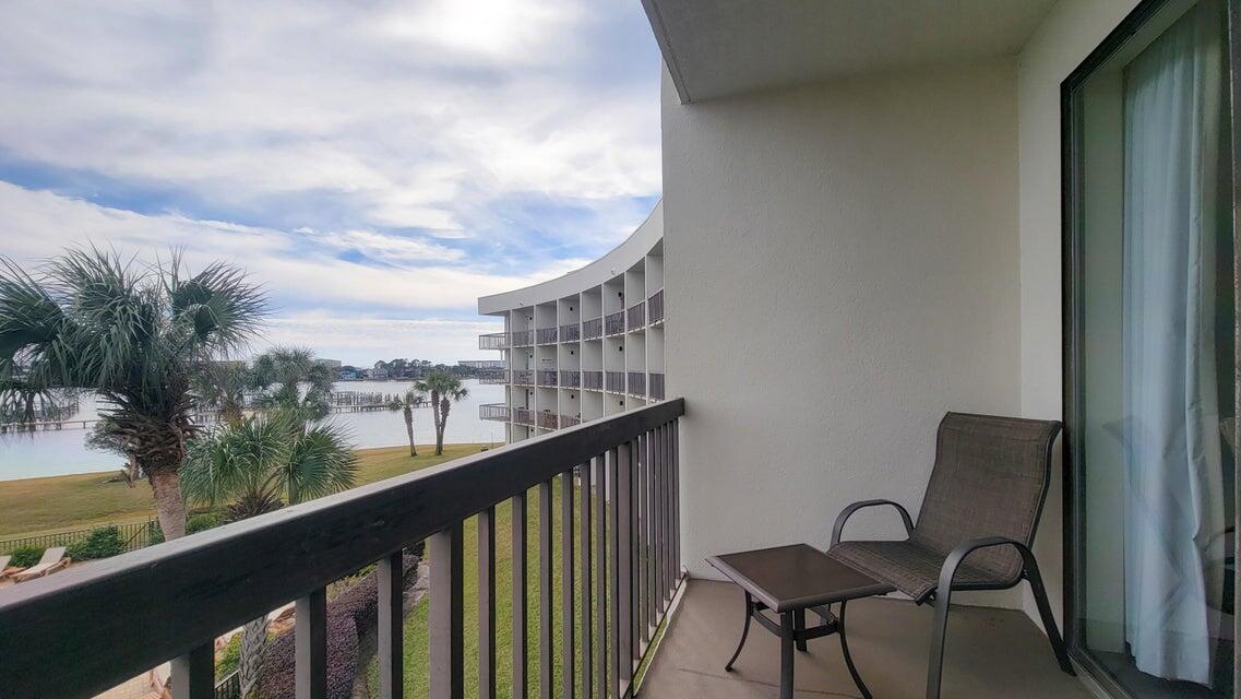 PIRATES BAY PH 1 - Residential