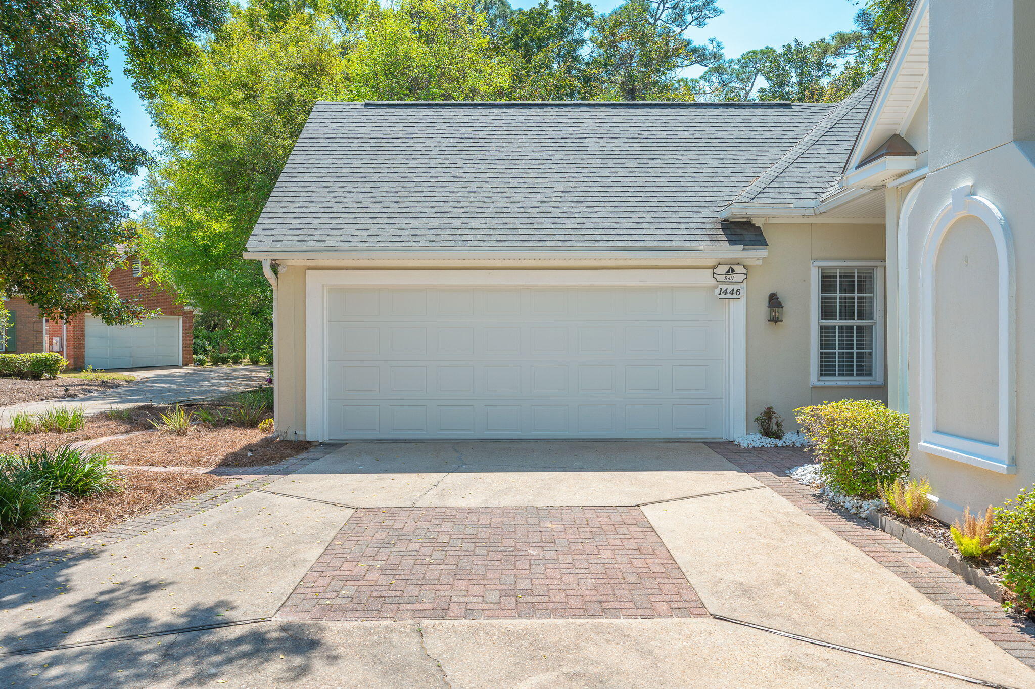 OAKMONT PLACE - Residential