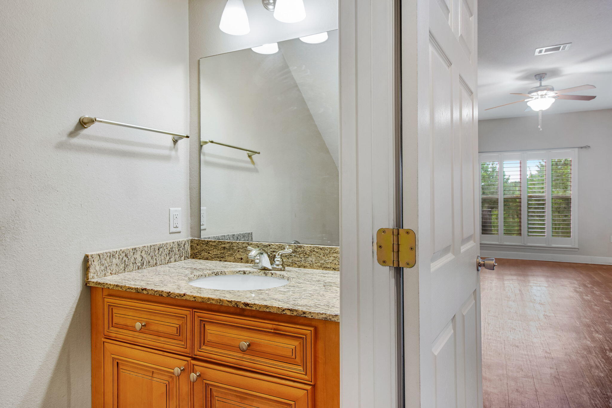 ARBOR LAKE - Residential Lease