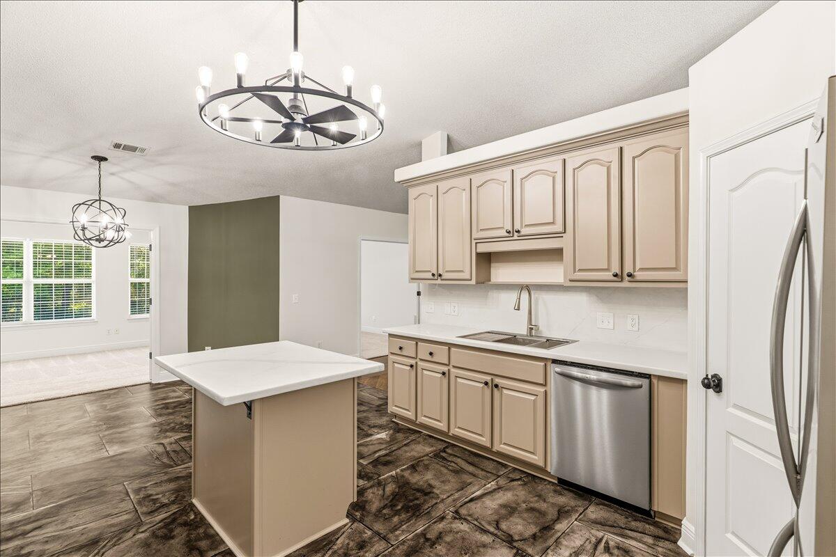 FOX VALLEY - Residential