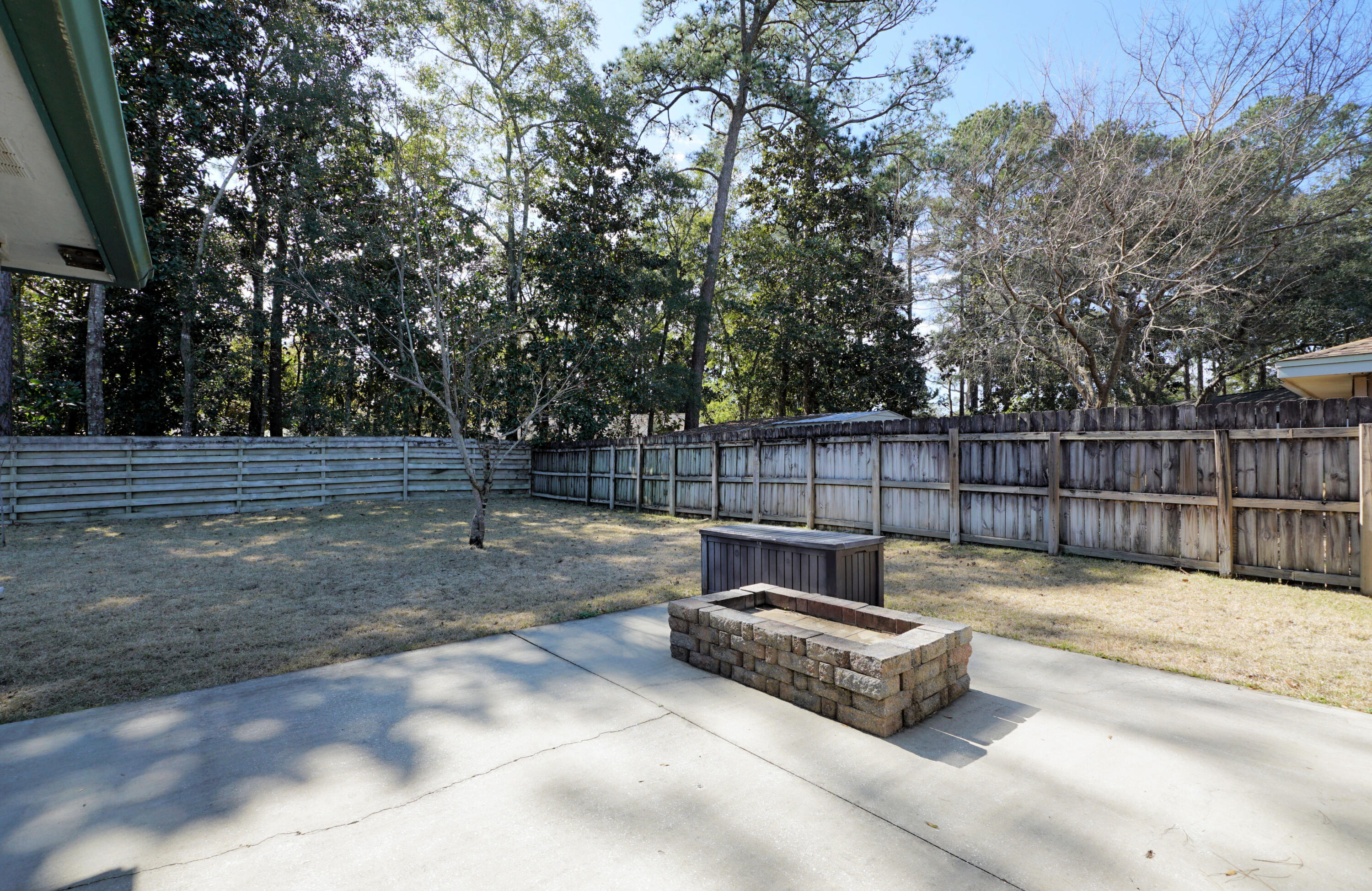 PINEWOOD ESTATES 2 - Residential
