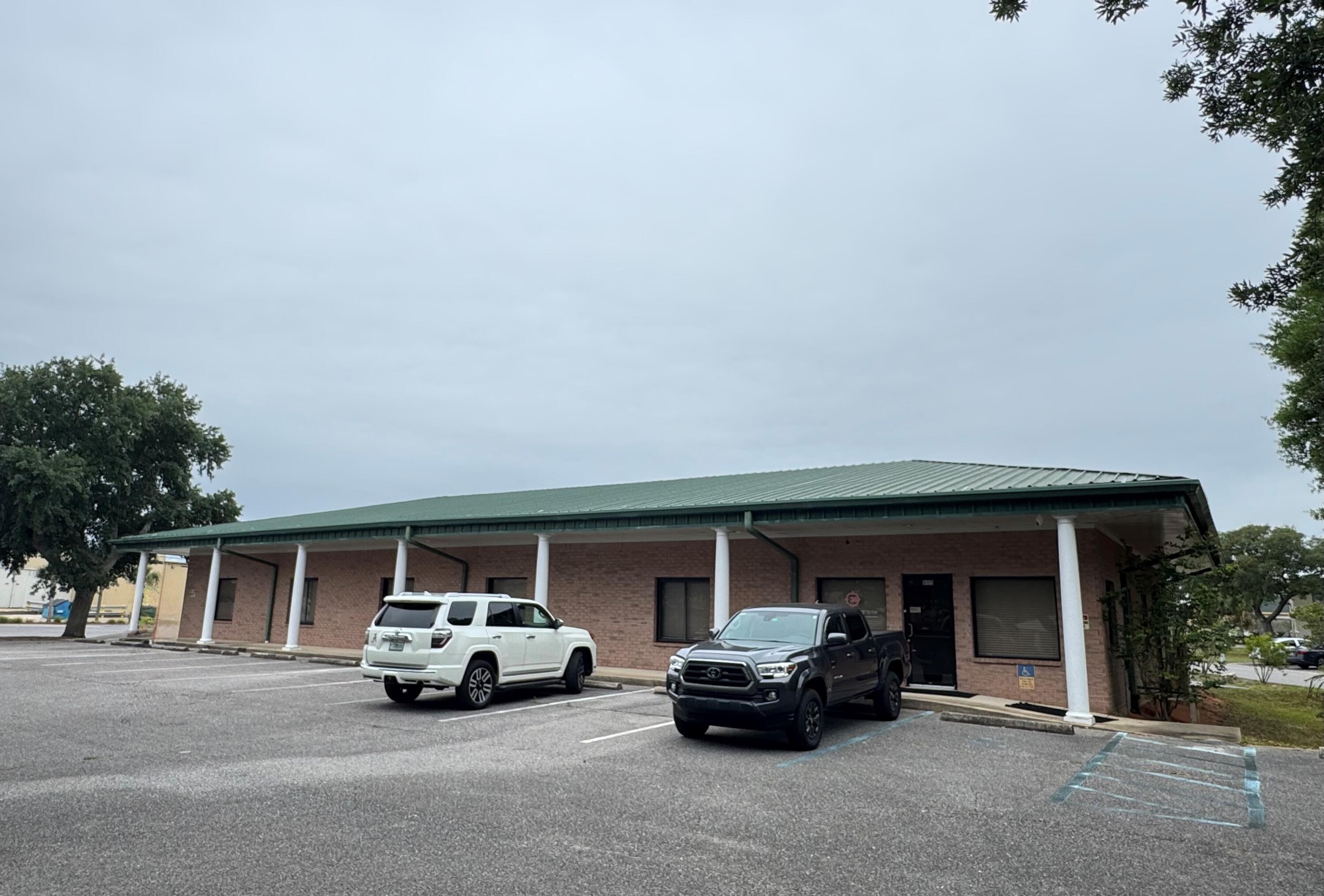 Well maintained office space with foyer, admin office, large main floor, 3 bathrooms, breakroom, IT room, and 5 offices/conference/storage rooms.