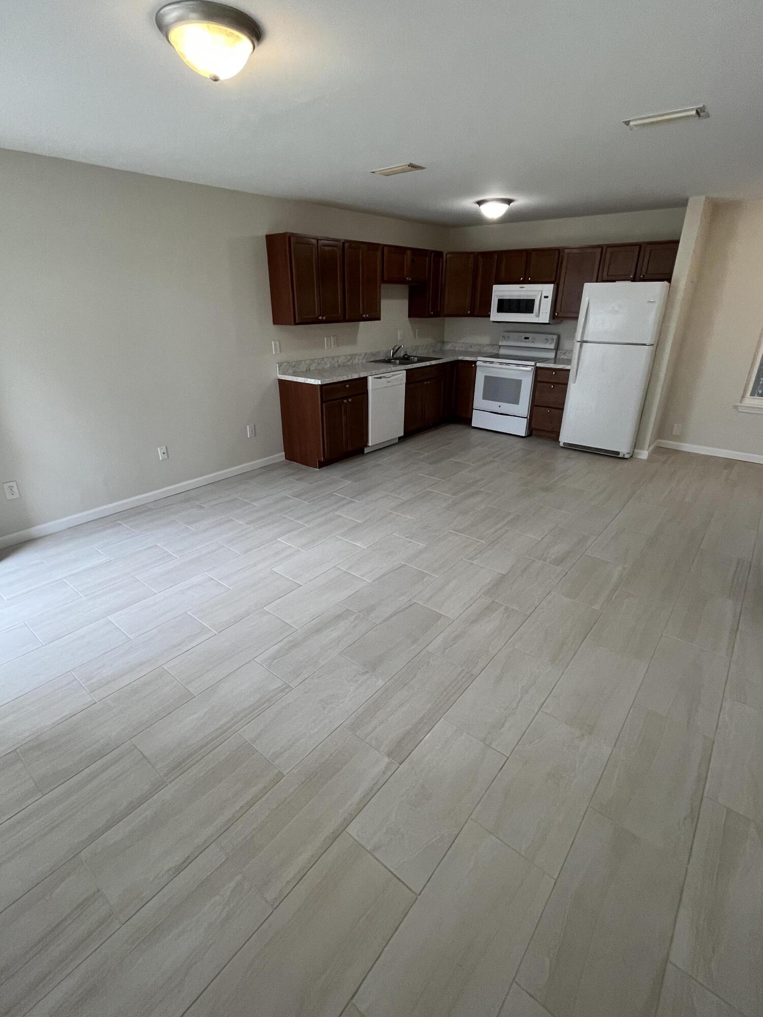 HOWARD GILL S/D - Residential Lease