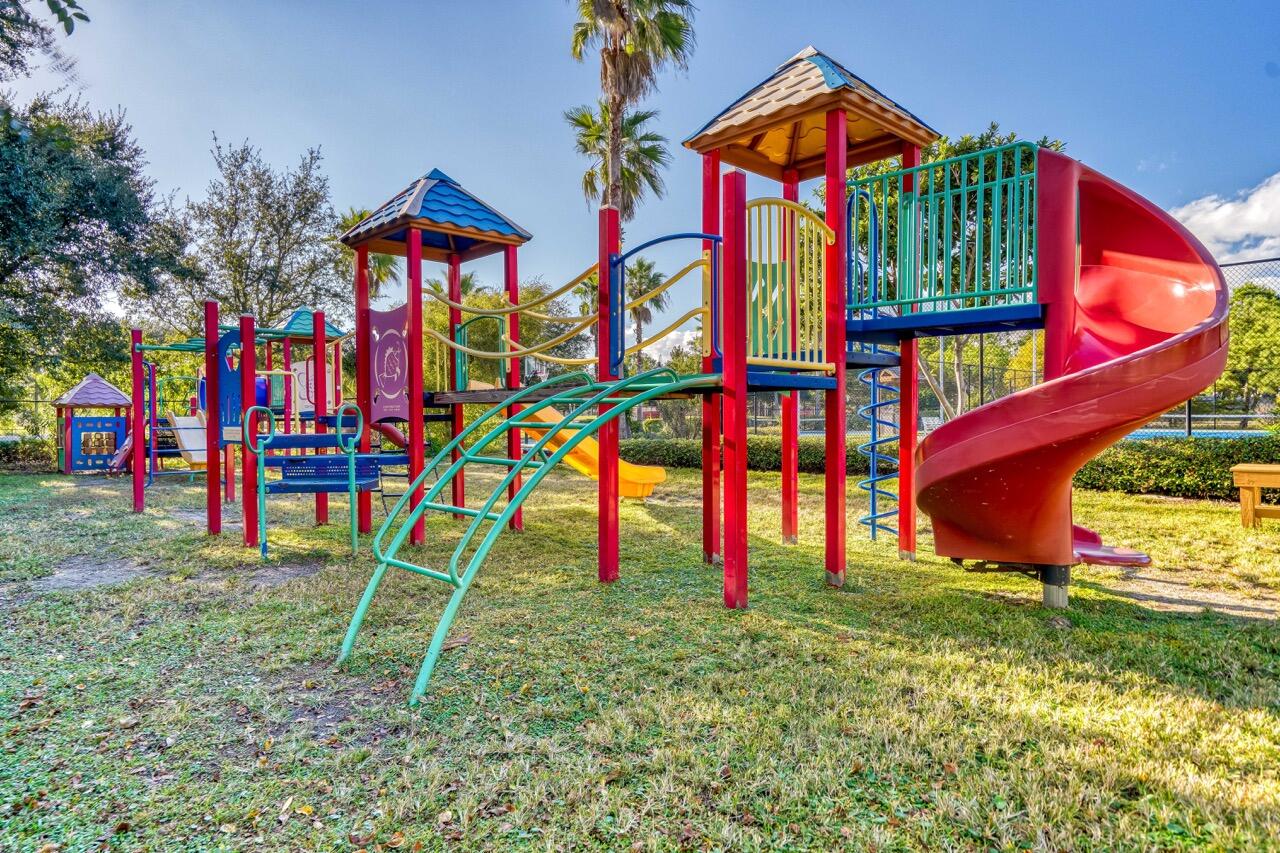 THE PALMS OF DESTIN - Residential
