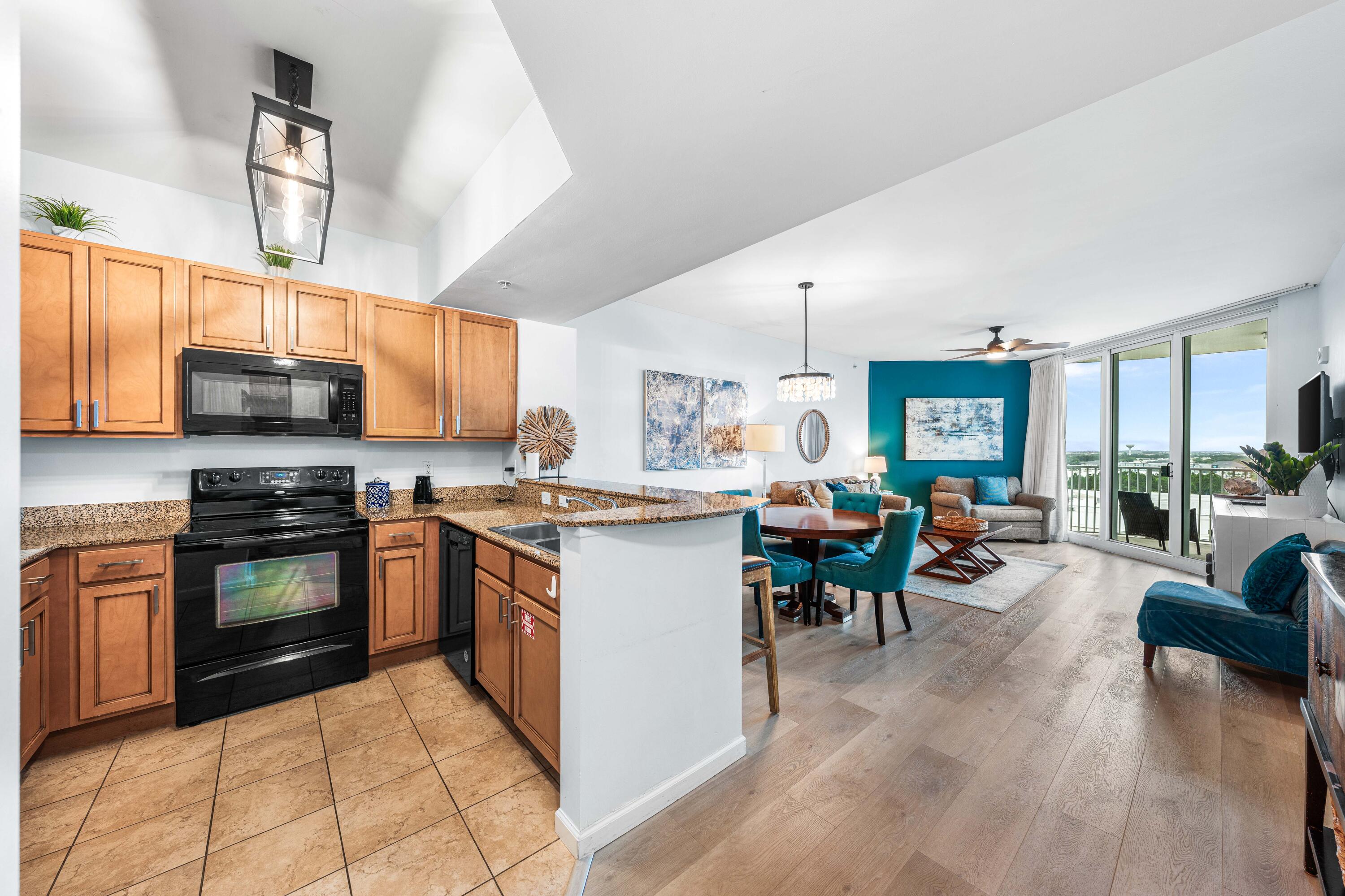 THE PALMS OF DESTIN - Residential