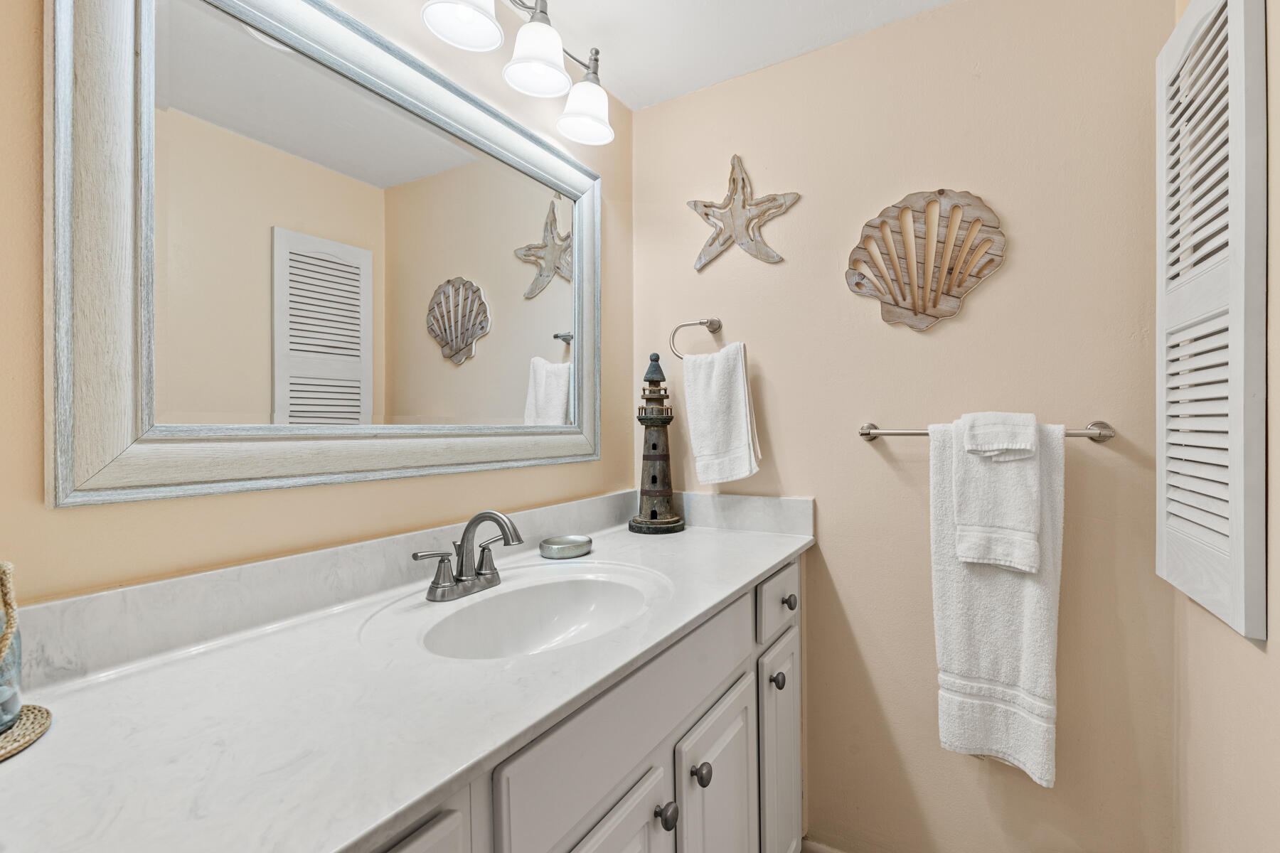 JETTY EAST CONDO - Residential
