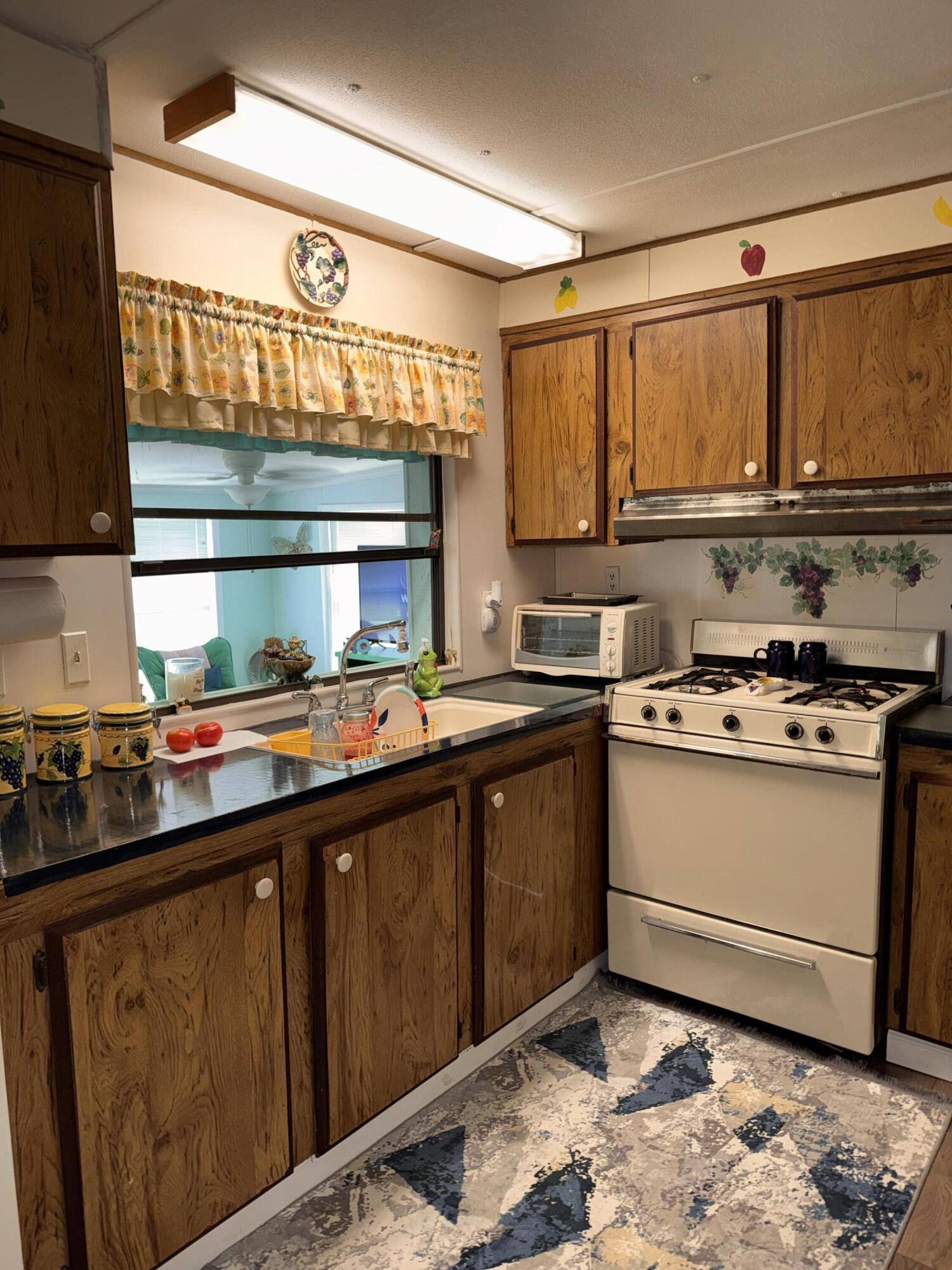 DLEWOOD PARK SUBDIVISION - Residential