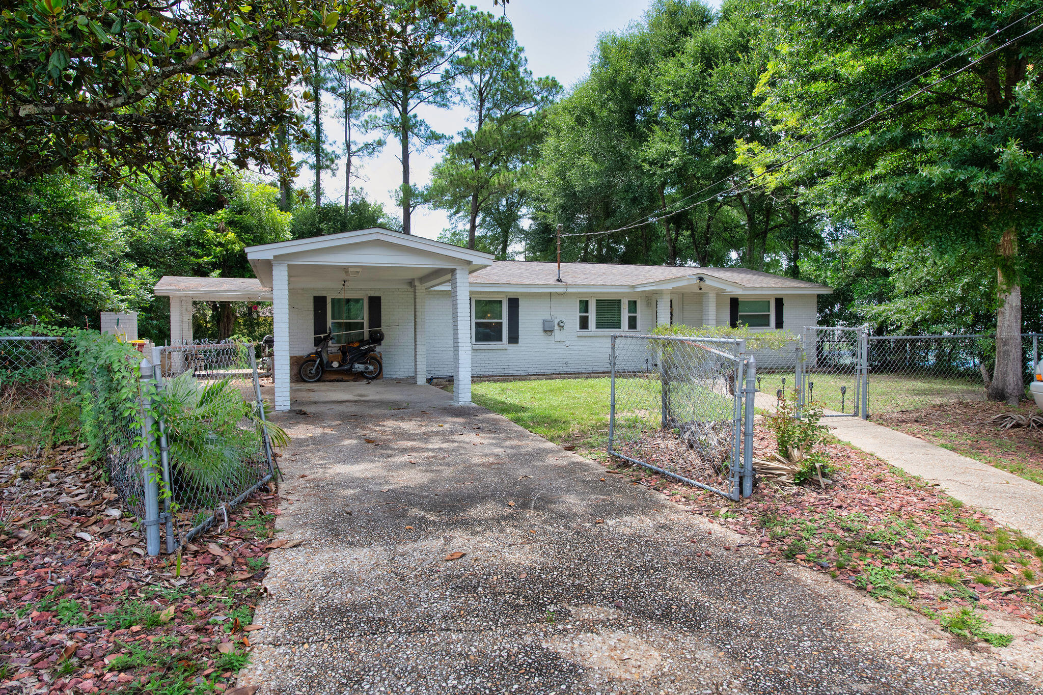 FAIRVIEW S/D OF CV LOTS 17 & 18 BLK 2 - Residential