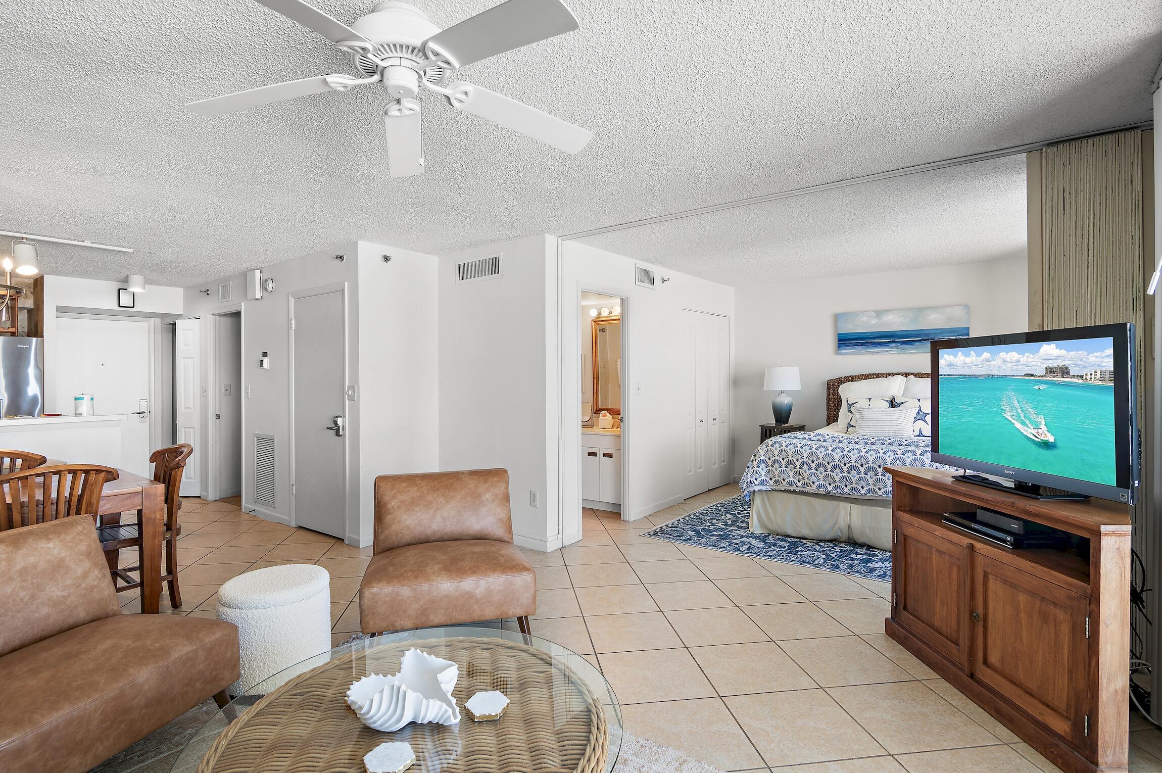 MAGNOLIA HOUSE - Residential