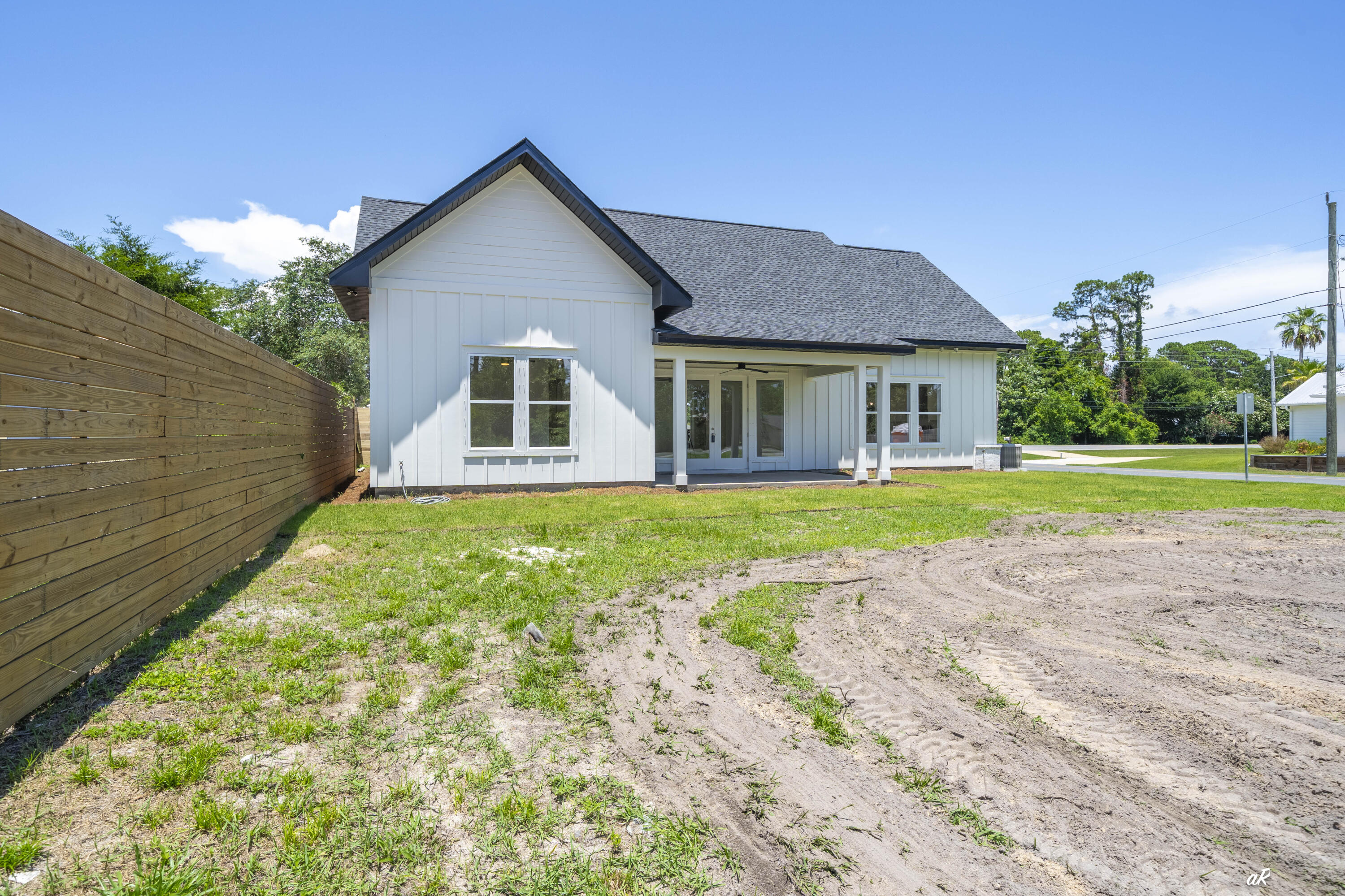 GRAND LAGOON BANKS - Residential