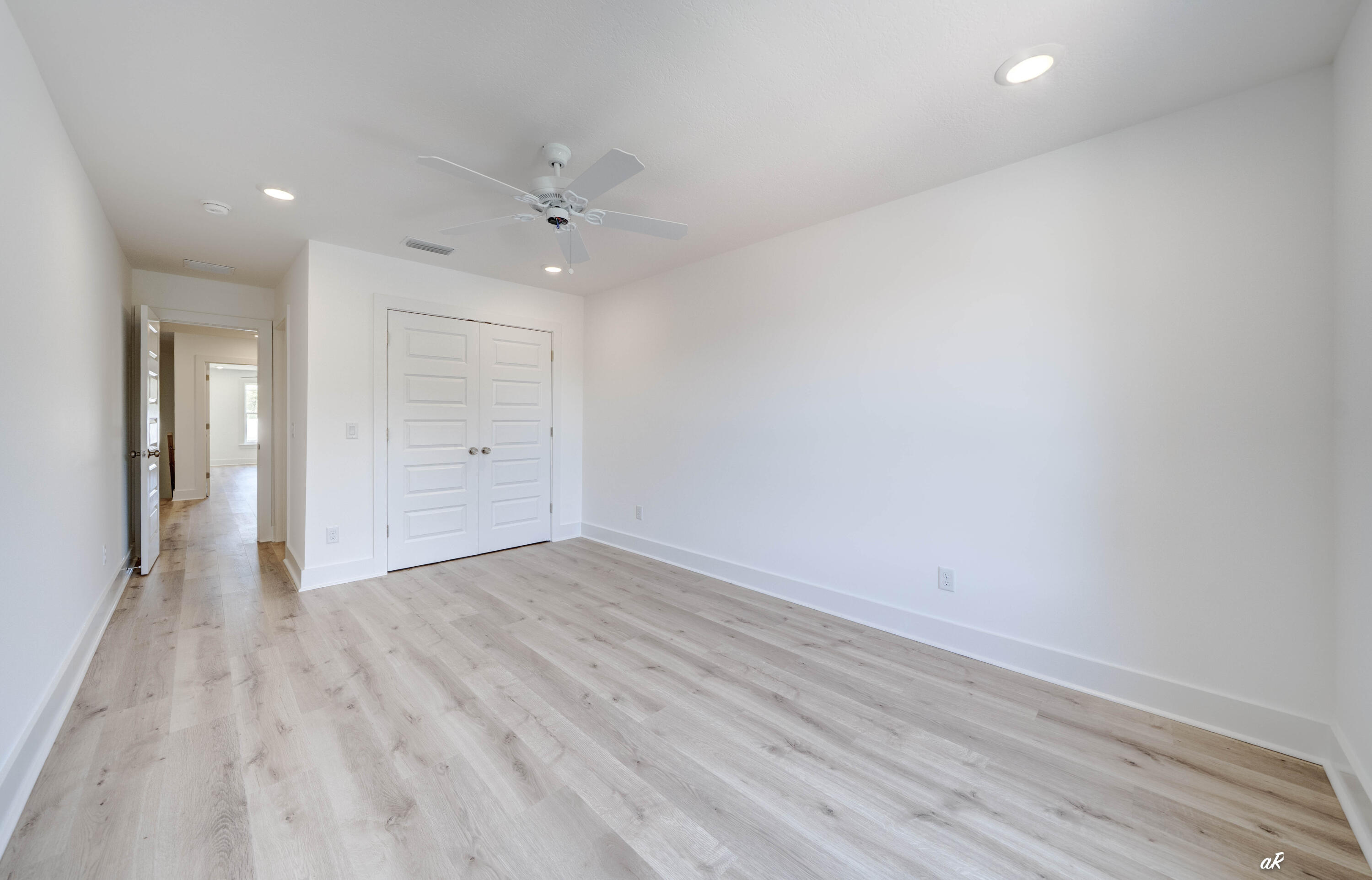 GRAND LAGOON BANKS - Residential