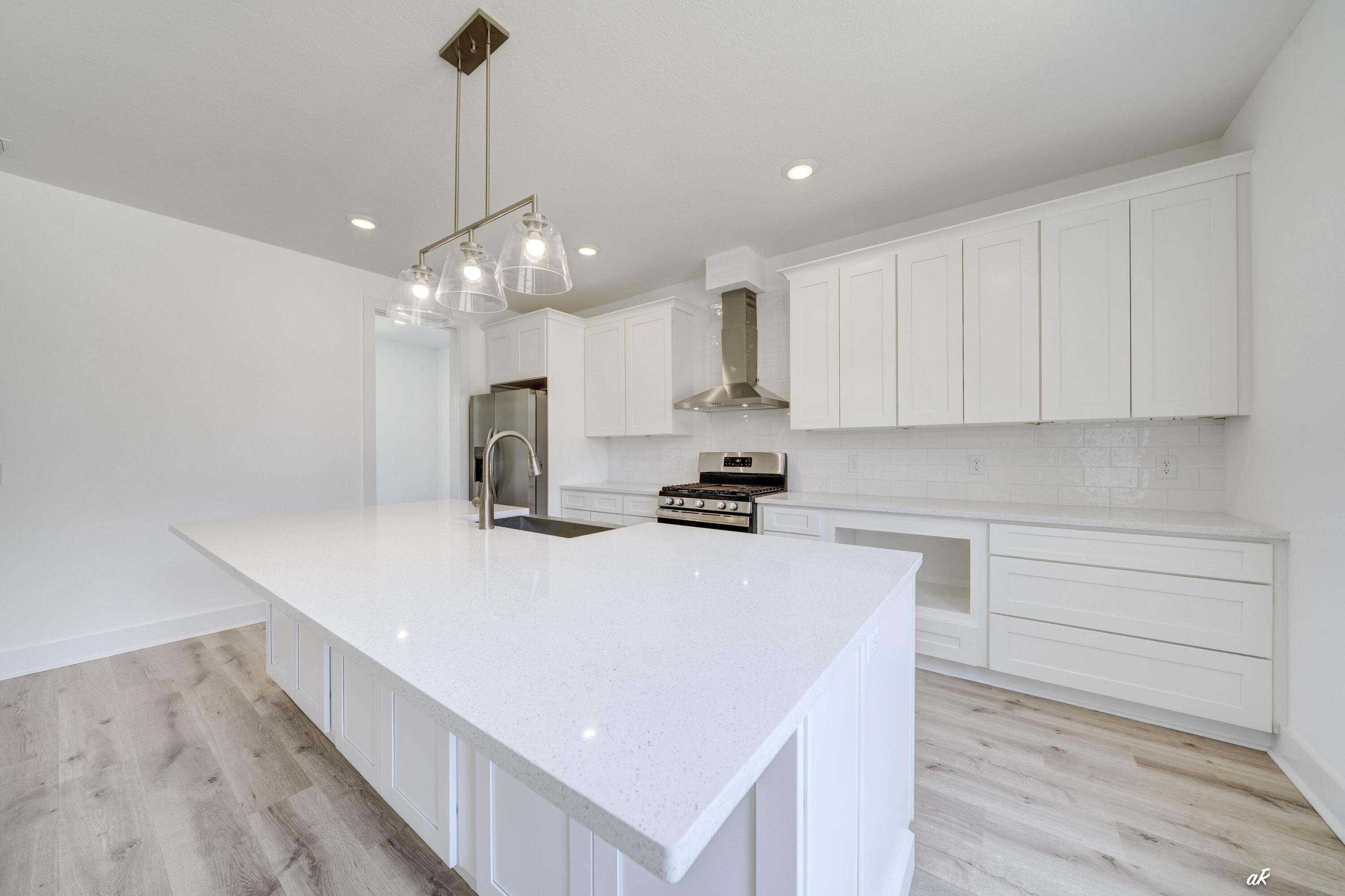 GRAND LAGOON BANKS - Residential