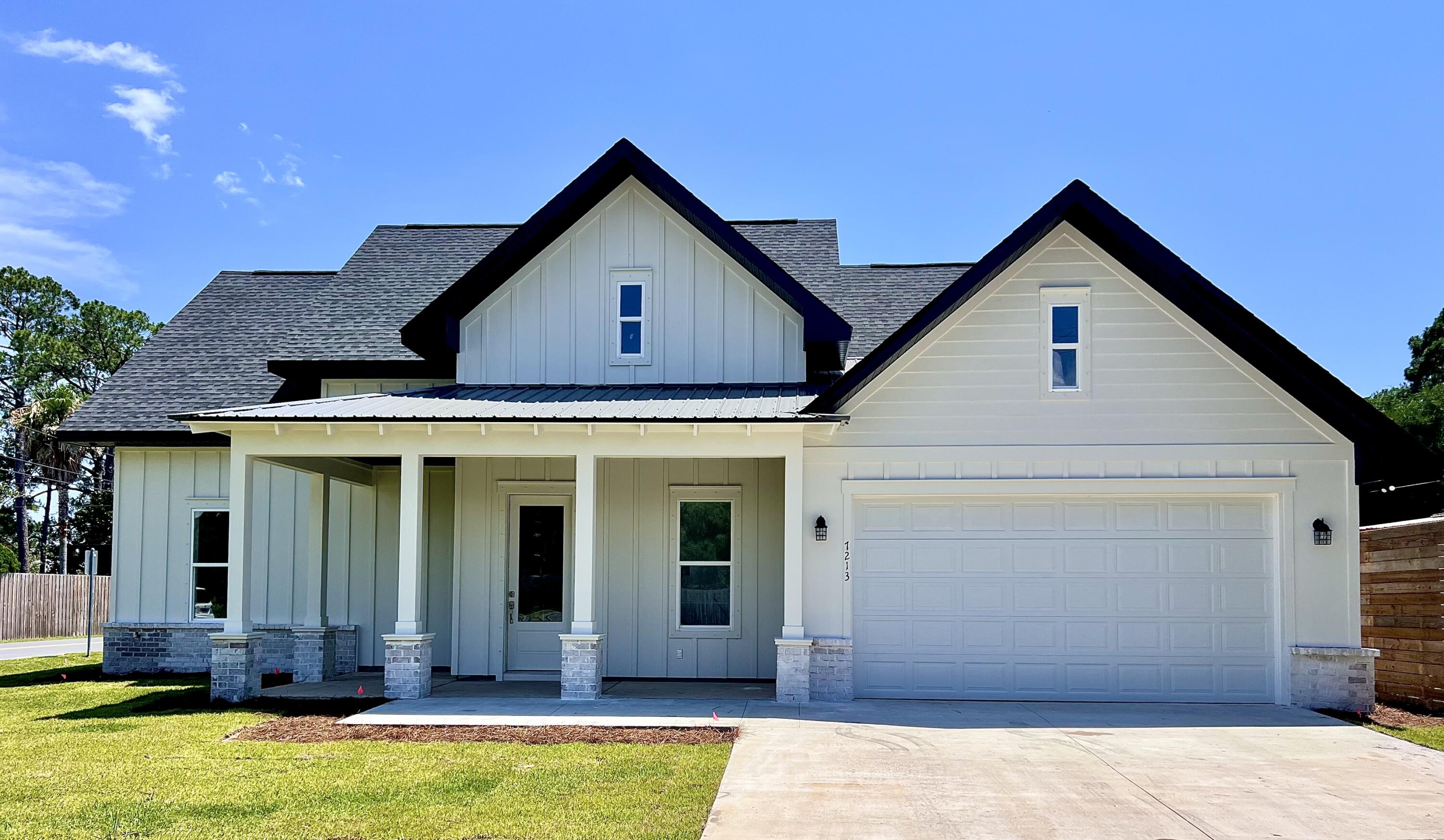 GRAND LAGOON BANKS - Residential